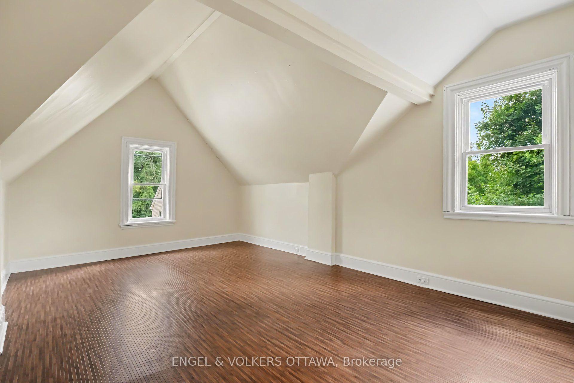Photo 18 of 8169 Victoria Street, Ottawa, Metcalfe — HOMEH