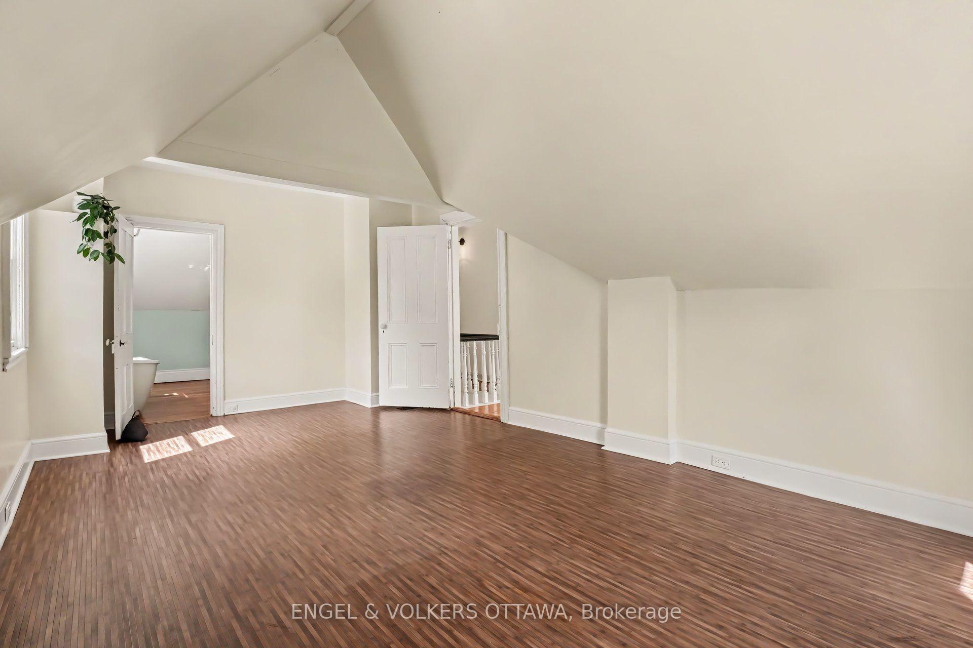 Photo 19 of 8169 Victoria Street, Ottawa, Metcalfe — HOMEH