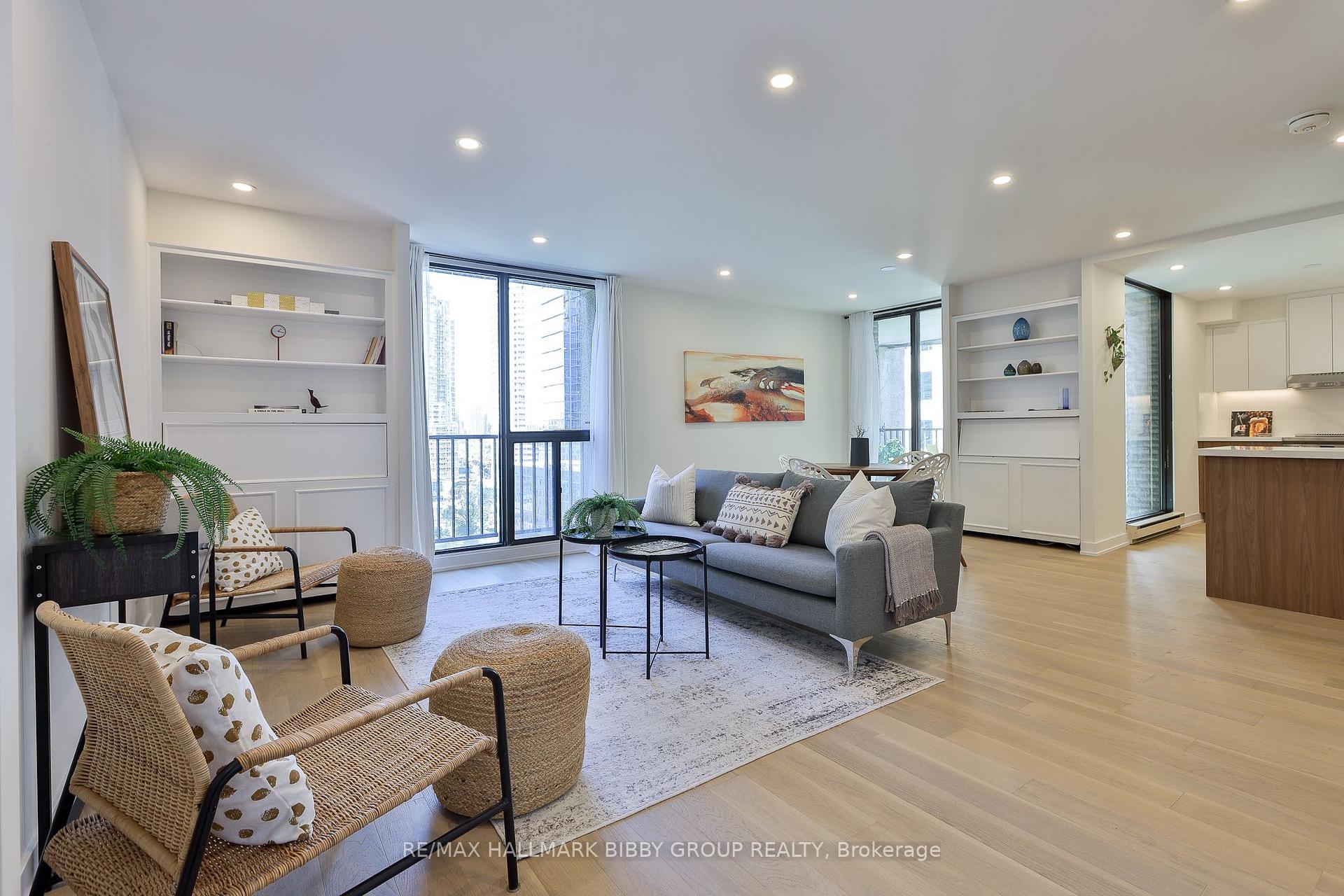 Photo 1 of Unit 1434, 33 Harbour Square, Toronto, Waterfront Communities — HOMEH
