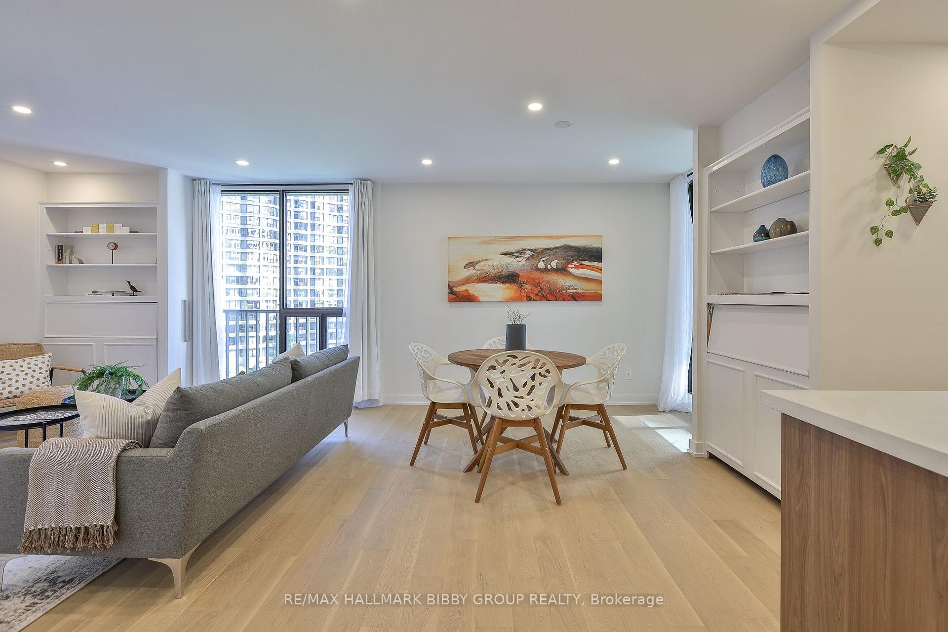 Photo 12 of Unit 1434, 33 Harbour Square, Toronto, Waterfront Communities — HOMEH