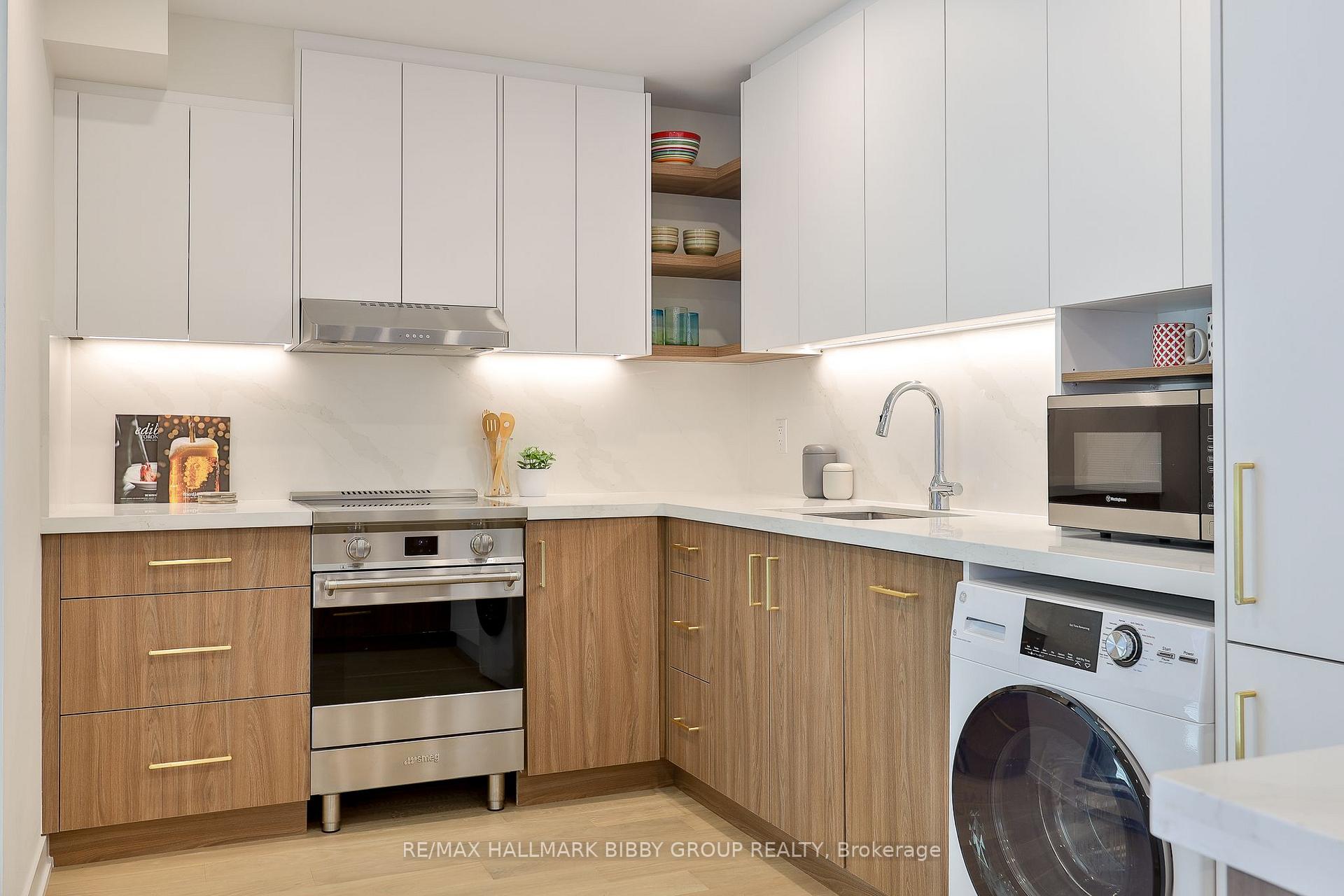 Photo 18 of Unit 1434, 33 Harbour Square, Toronto, Waterfront Communities — HOMEH