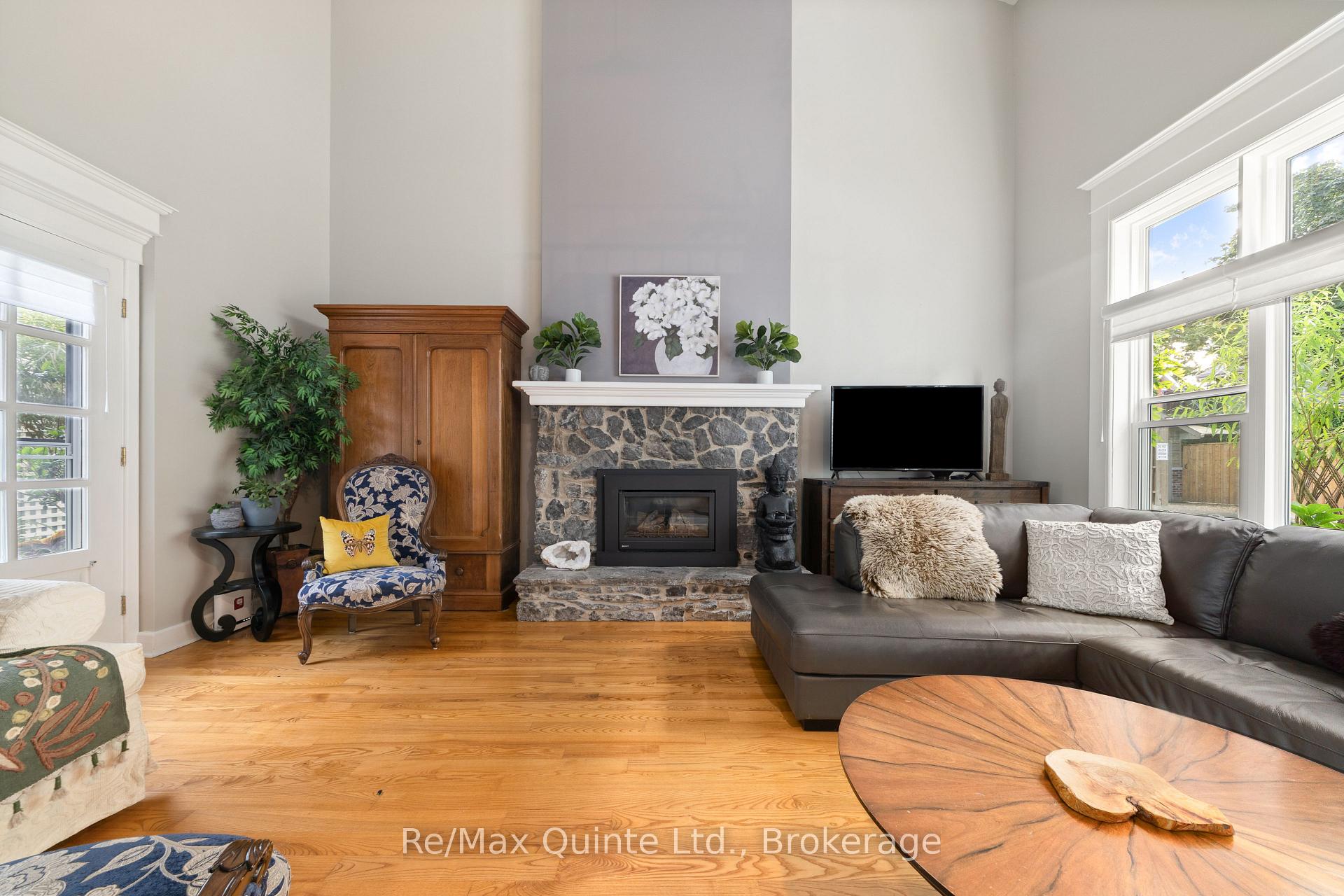 Photo 10 of Unit 5, 99 Bridge Street E, Belleville, Belleville Ward — HOMEH