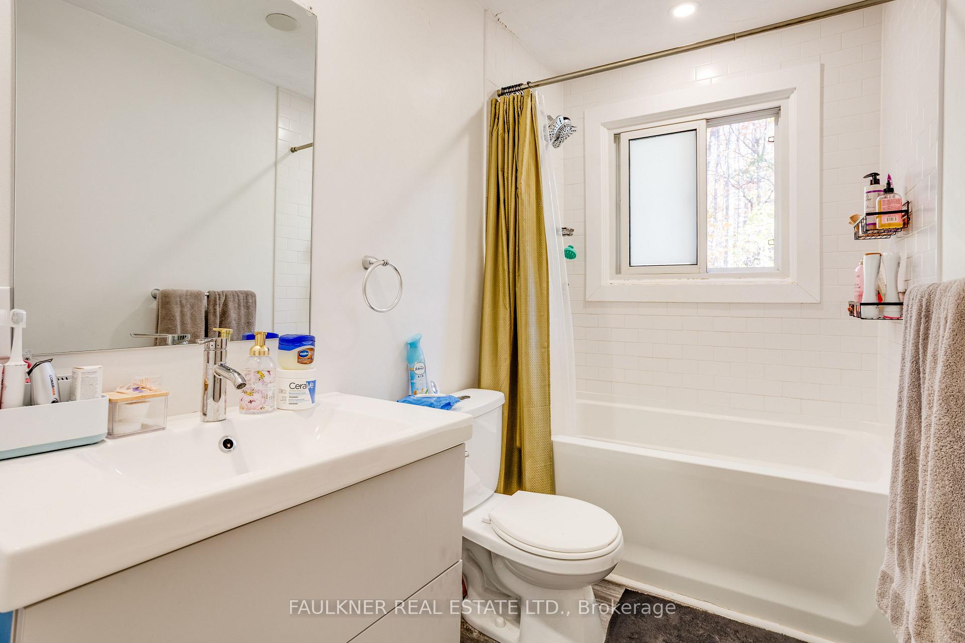 Photo 12 of 161 Lebrun Street, Ottawa, Vanier — HOMEH