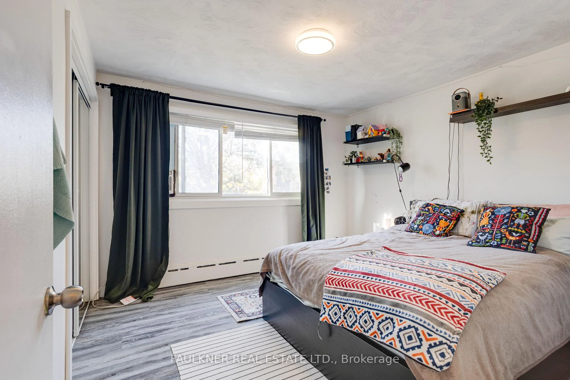 Photo 13 of 161 Lebrun Street, Ottawa, Vanier — HOMEH