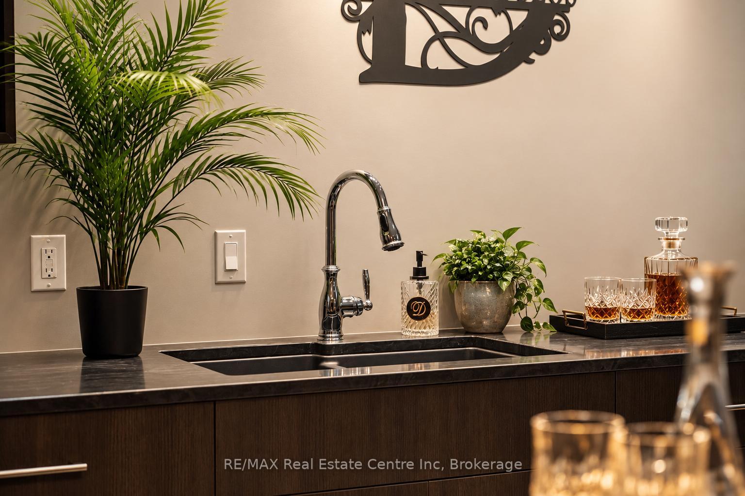 Photo 32 of 66 Waverley Drive, Guelph, Riverside Park — HOMEH