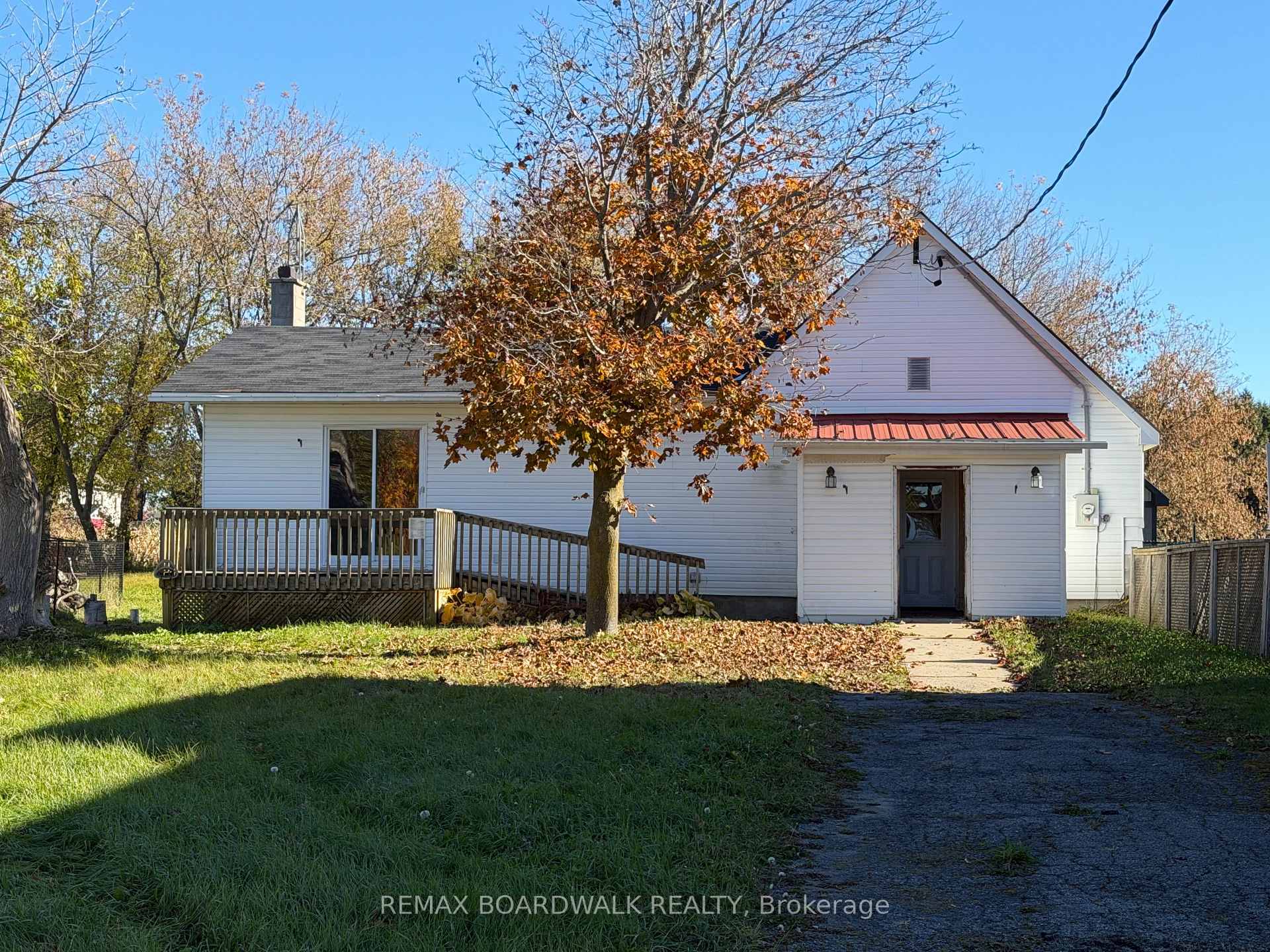 Photo of 2415 Du Lac Road