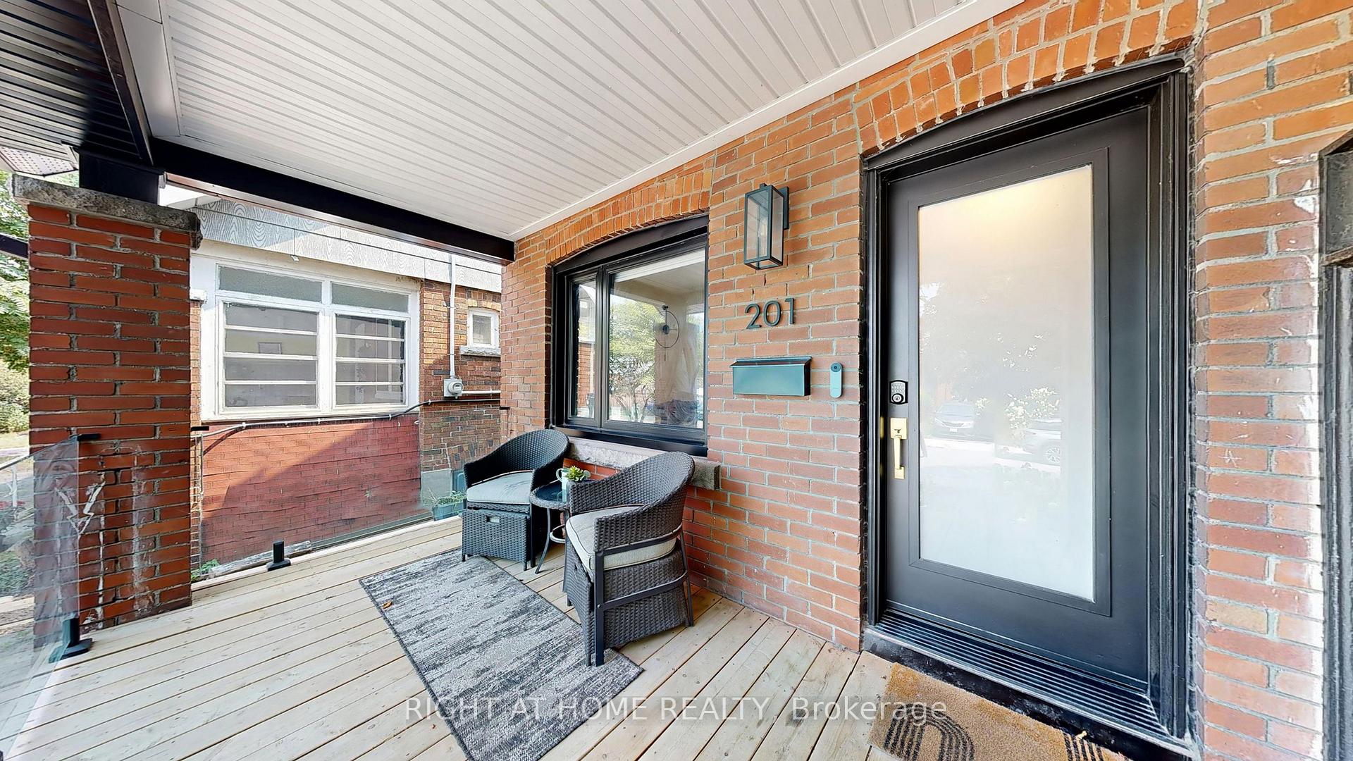 Photo 3 of 201 Springdale Boulevard, Toronto, Danforth Village-East York — HOMEH