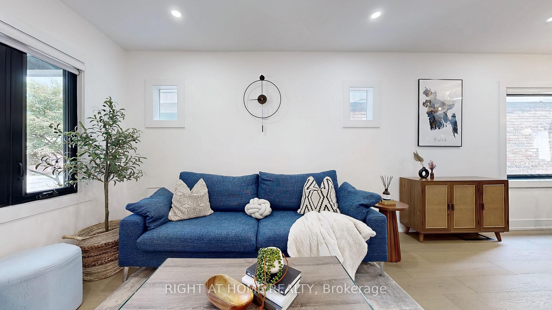 Photo 5 of 201 Springdale Boulevard, Toronto, Danforth Village-East York — HOMEH