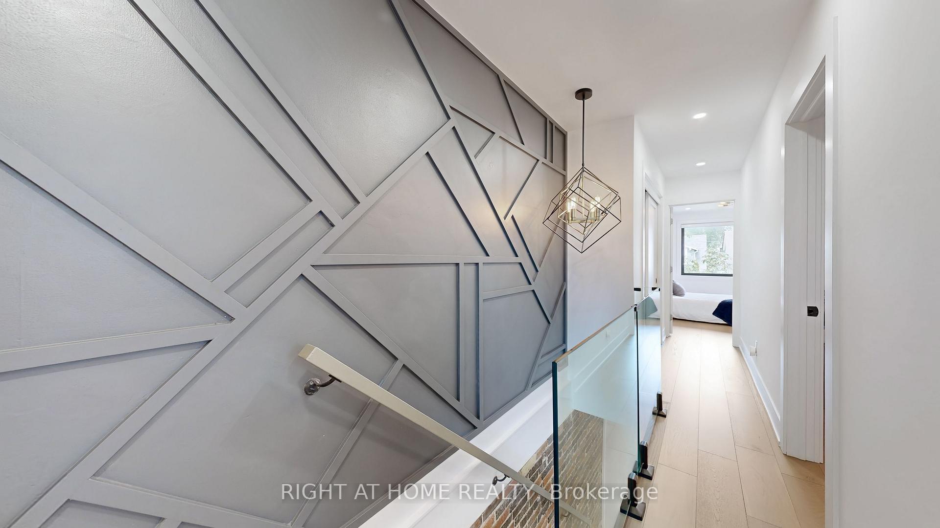 Photo 15 of 201 Springdale Boulevard, Toronto, Danforth Village-East York — HOMEH