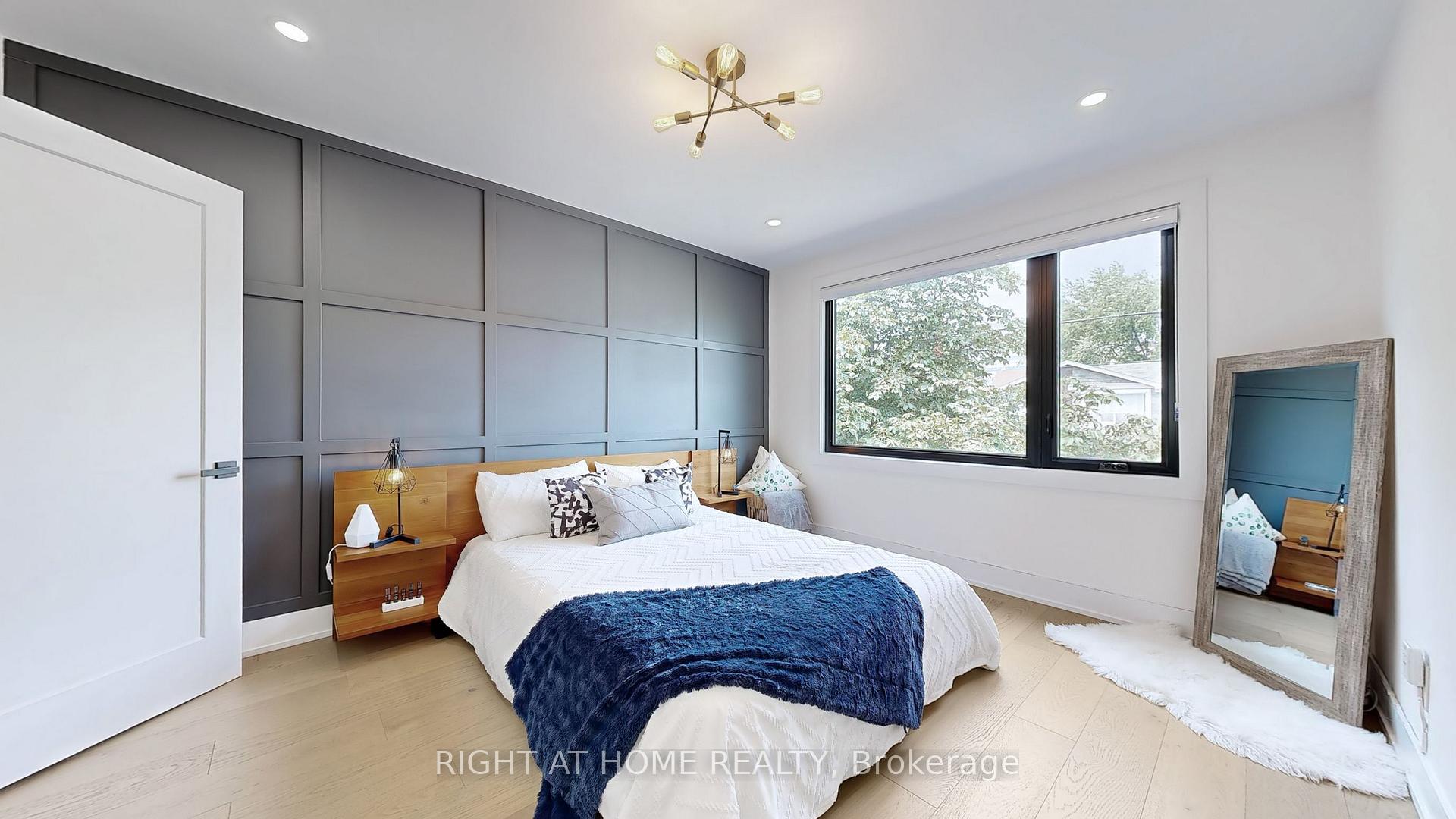 Photo 17 of 201 Springdale Boulevard, Toronto, Danforth Village-East York — HOMEH