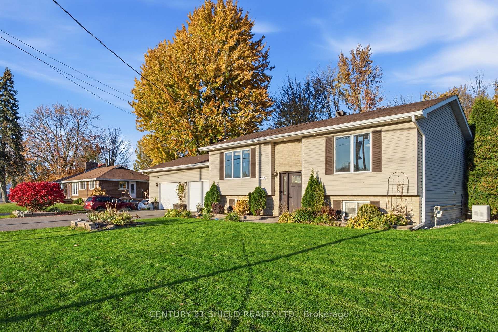 Photo 4 of 20375 County Rd 2, South Glengarry, Lancaster — HOMEH