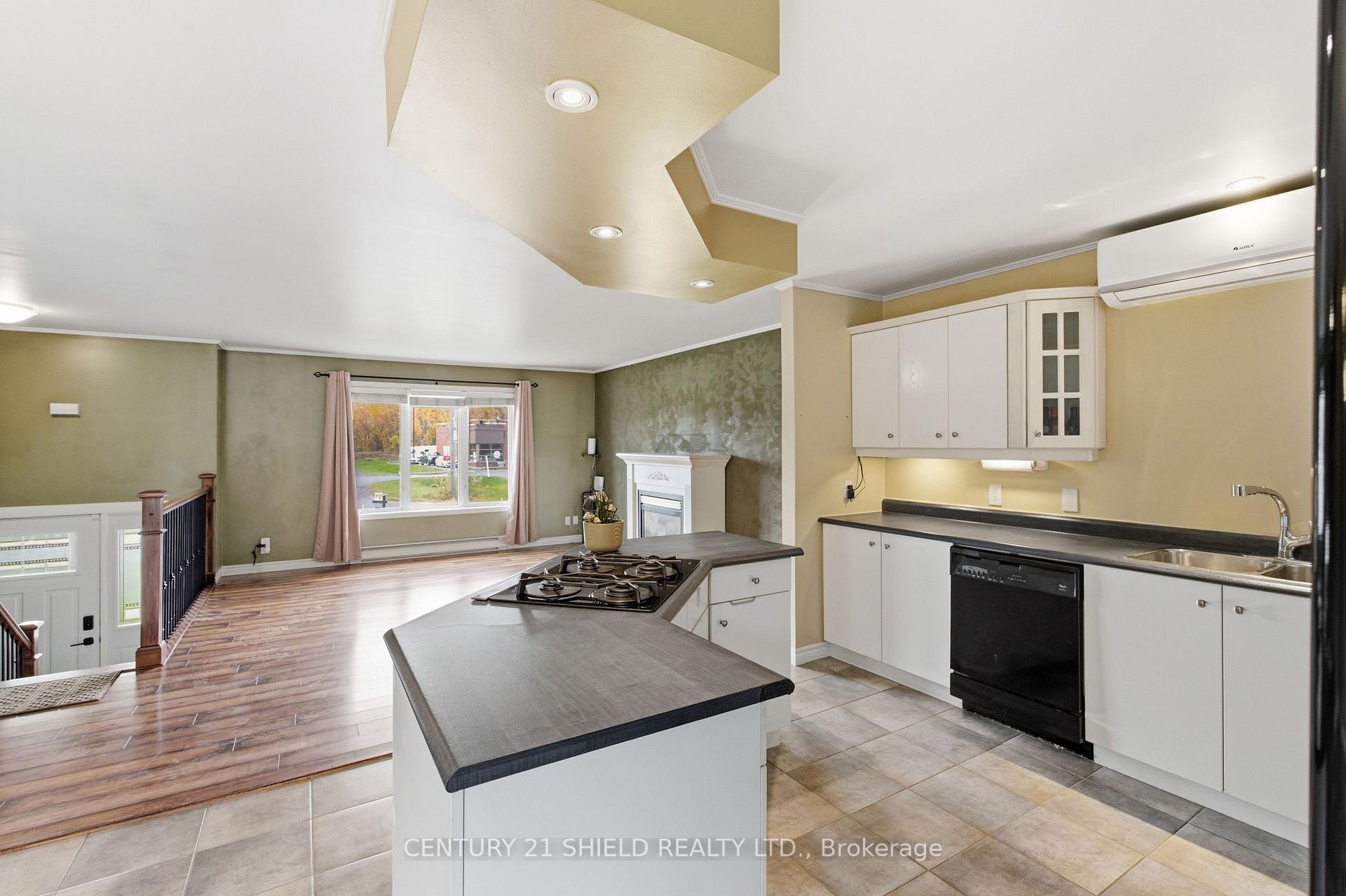 Photo 17 of 20375 County Rd 2, South Glengarry, Lancaster — HOMEH
