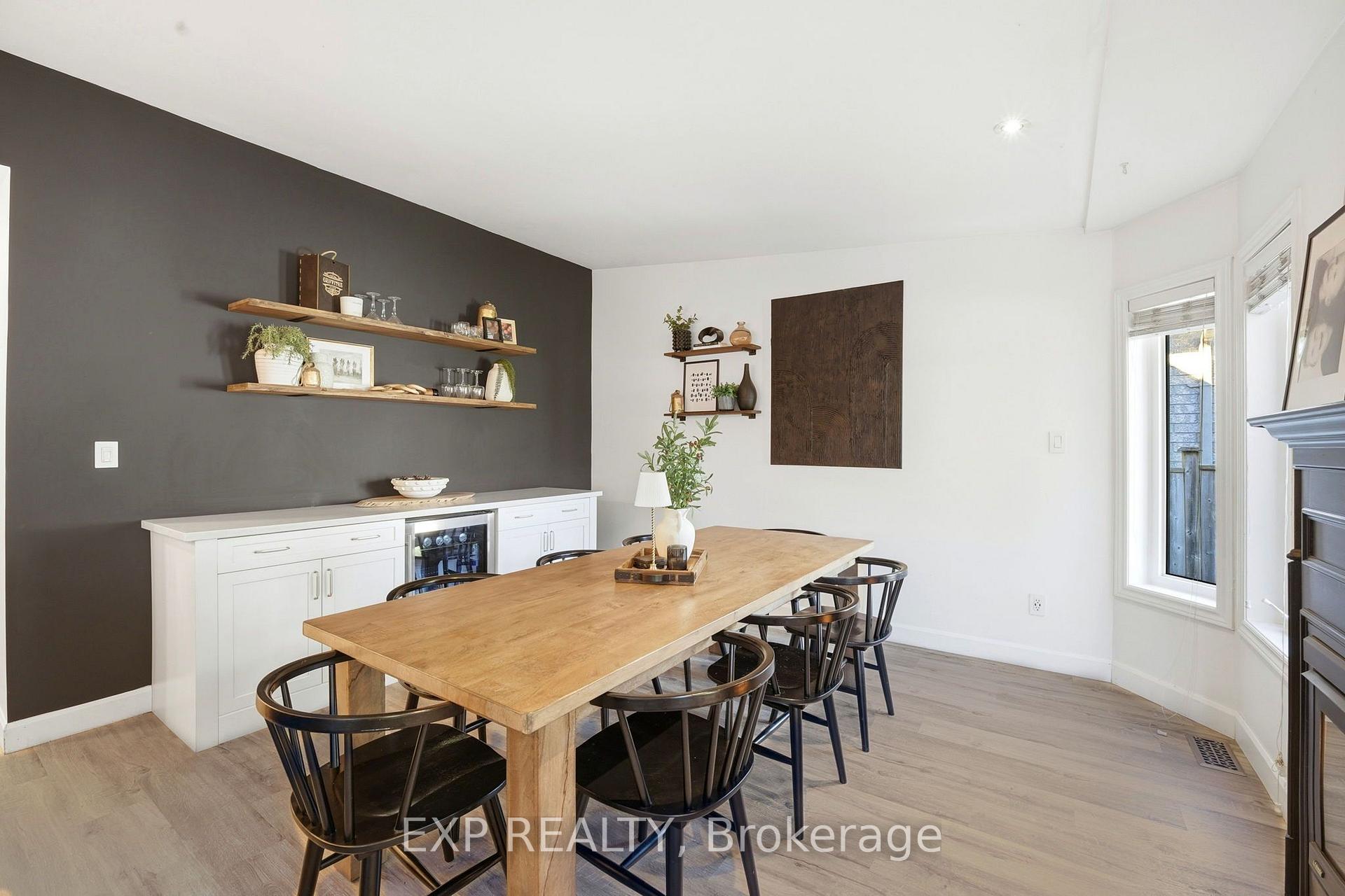 Photo 9 of 152 Underwood Drive, Whitby, Brooklin — HOMEH