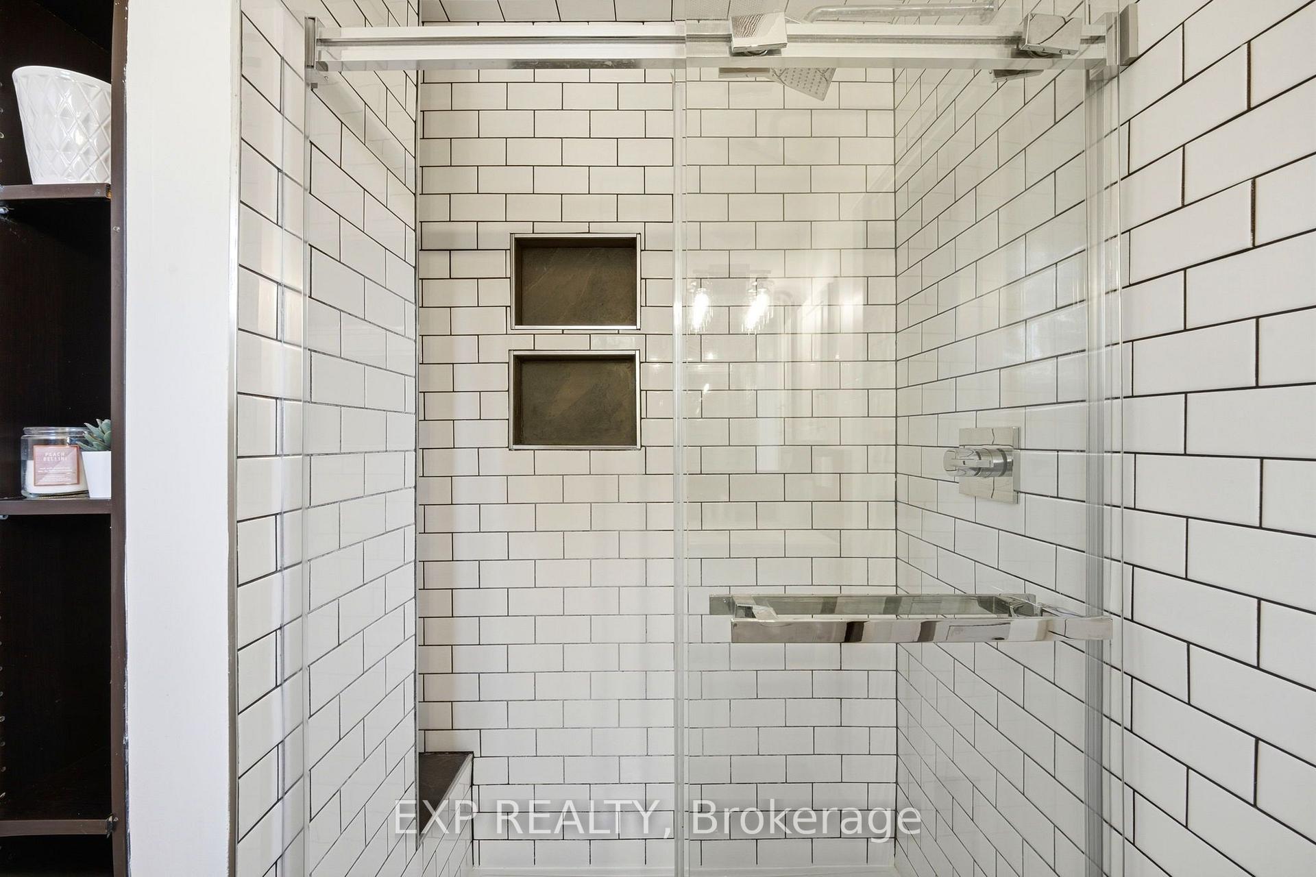 Photo 15 of 152 Underwood Drive, Whitby, Brooklin — HOMEH