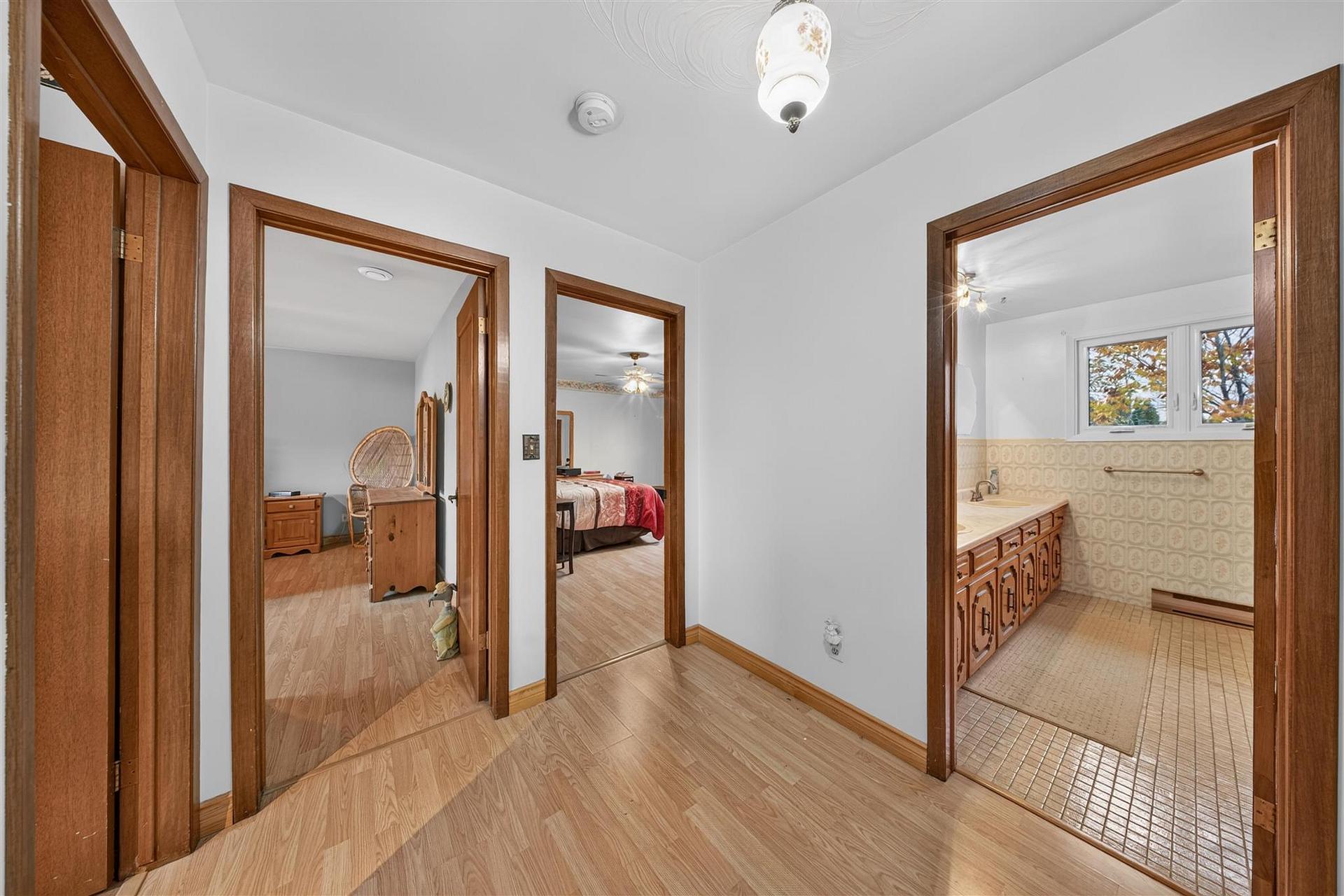 Photo 13 of 911 North Street, Sault Ste Marie, Ward 3 — HOMEH