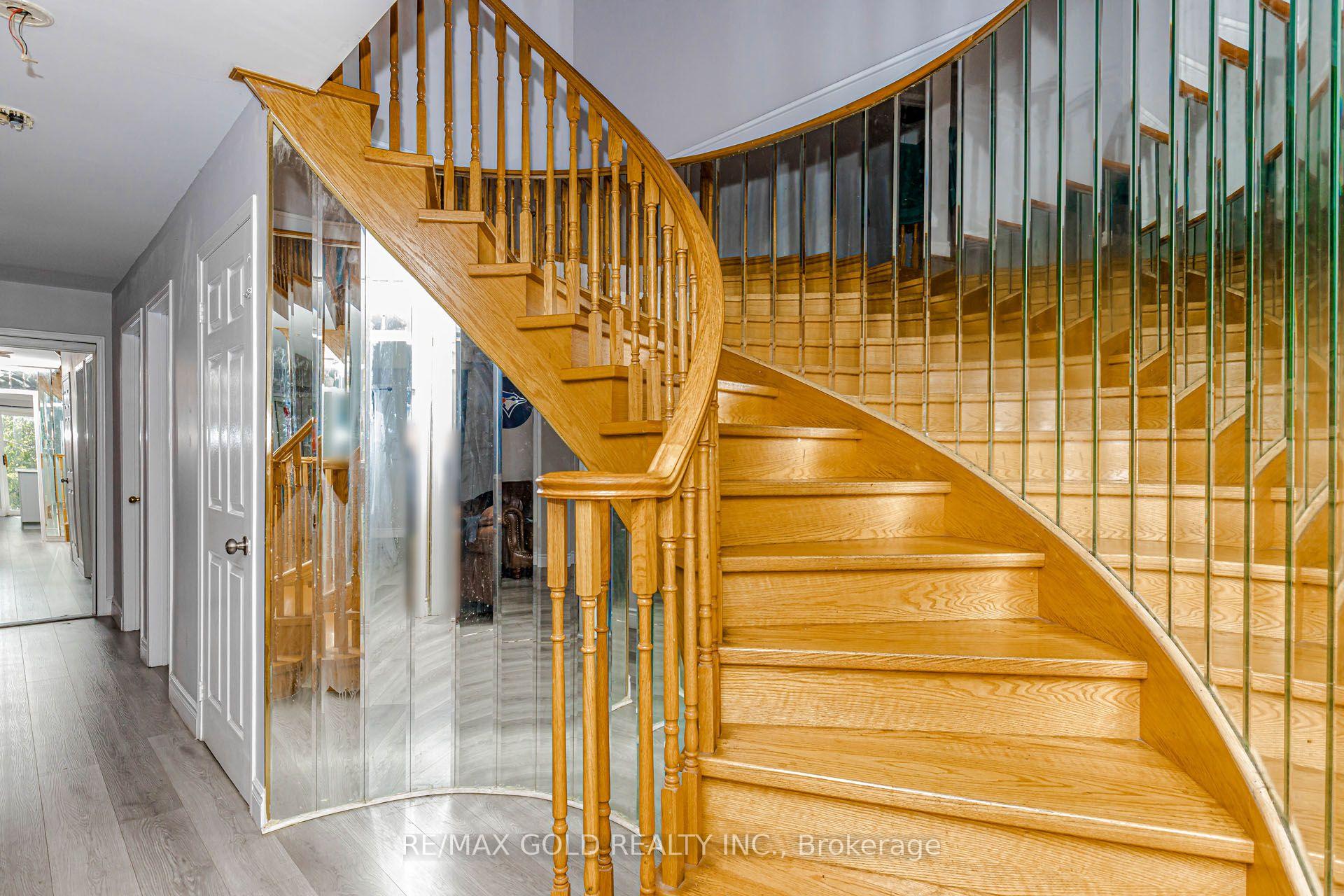 Photo 26 of 104 Tumbleweed Trail, Brampton, Fletcher's Creek South — HOMEH