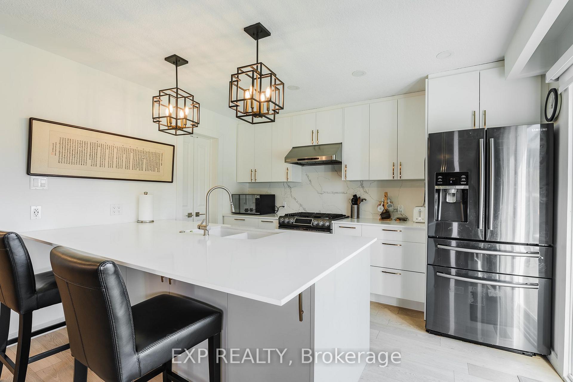 Photo 2 of 60 Gooderham Drive, Scarborough, Wexford-Maryvale — HOMEH