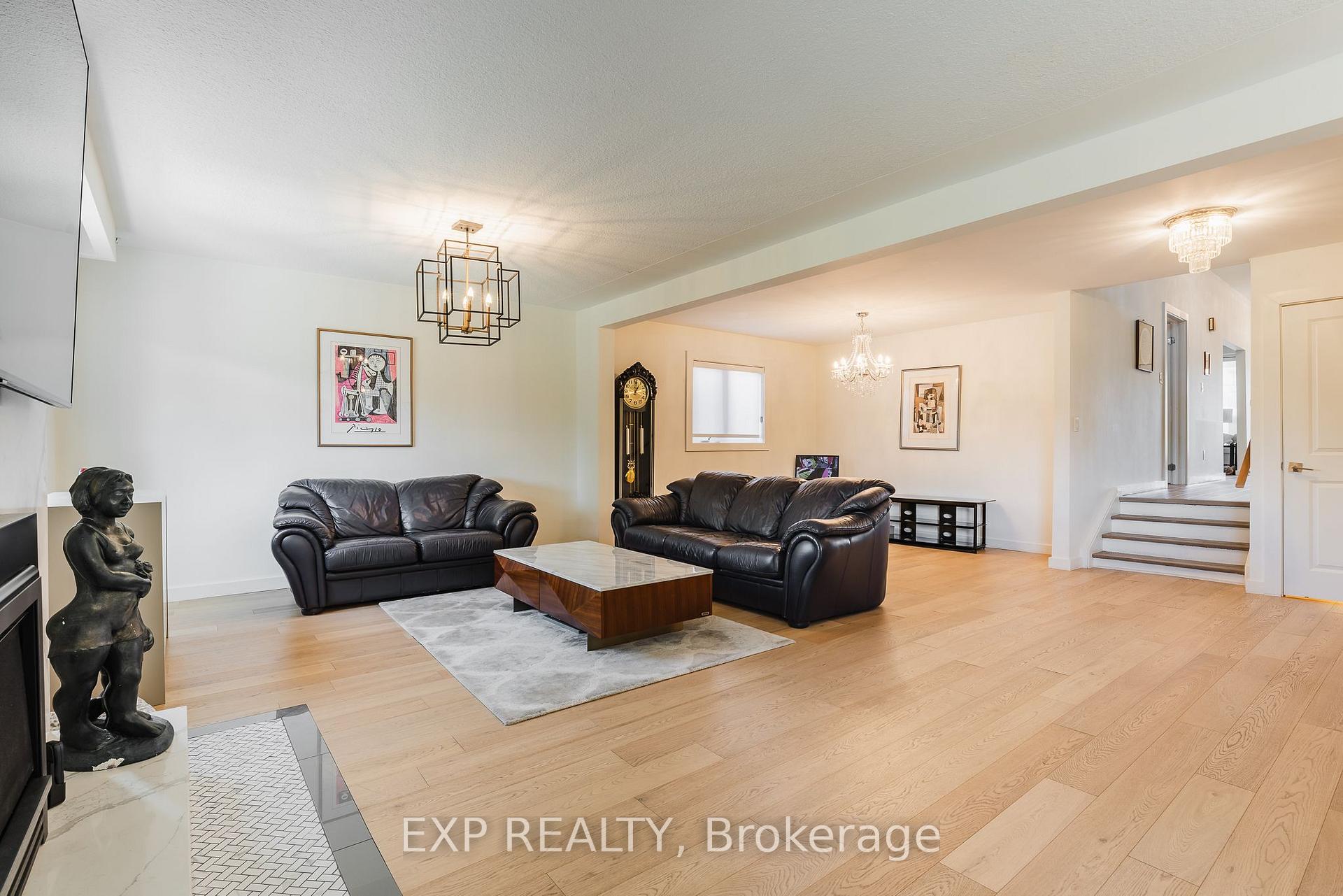 Photo 6 of 60 Gooderham Drive, Scarborough, Wexford-Maryvale — HOMEH