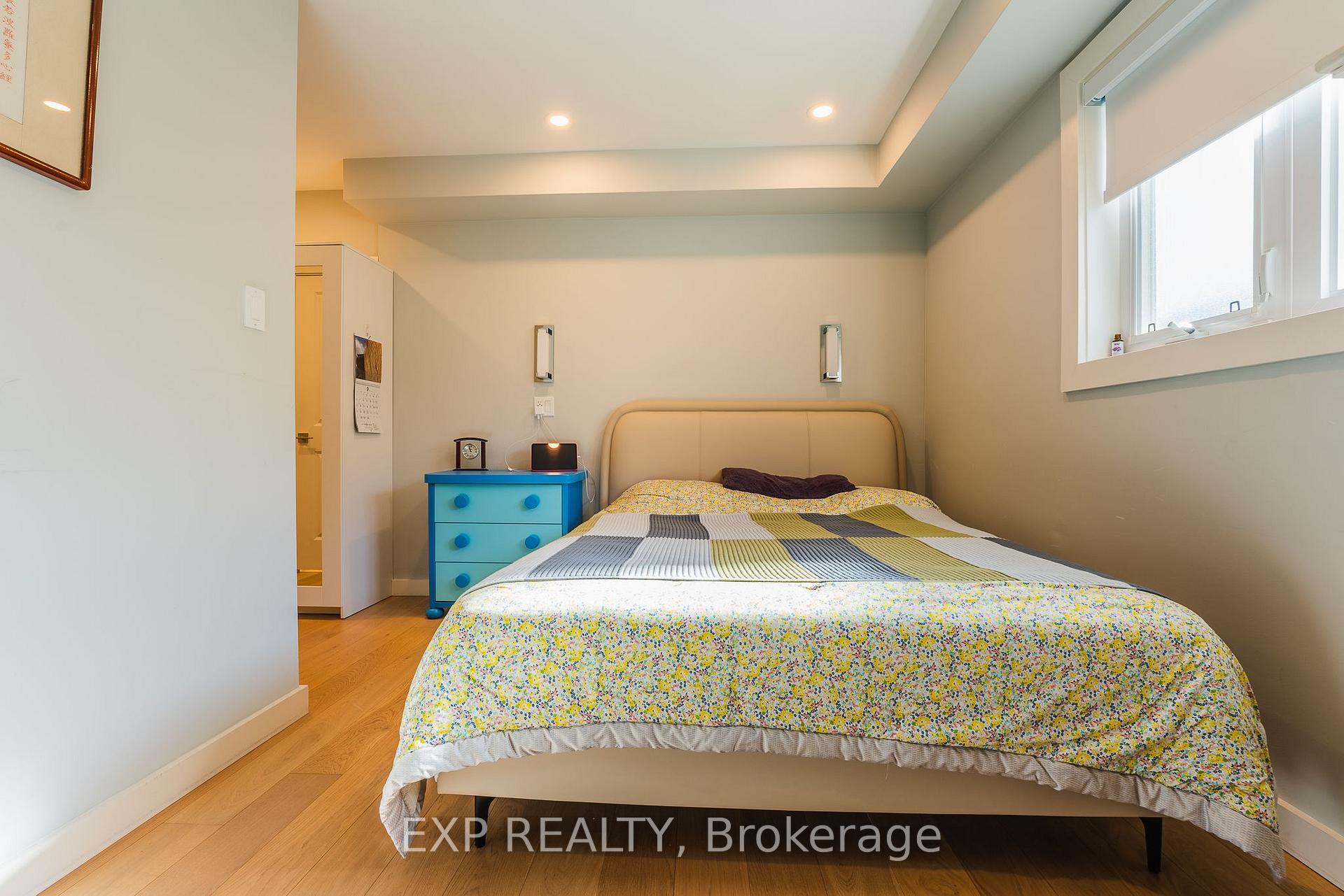 Photo 10 of 60 Gooderham Drive, Scarborough, Wexford-Maryvale — HOMEH