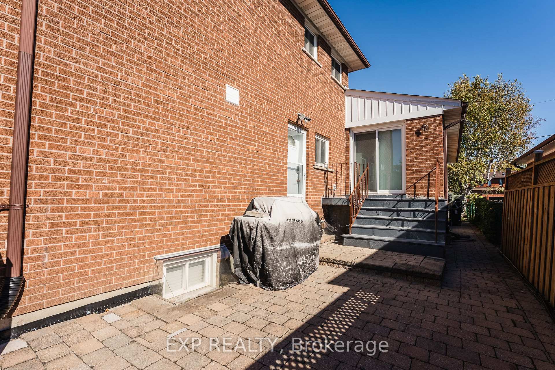 Photo 34 of 60 Gooderham Drive, Scarborough, Wexford-Maryvale — HOMEH