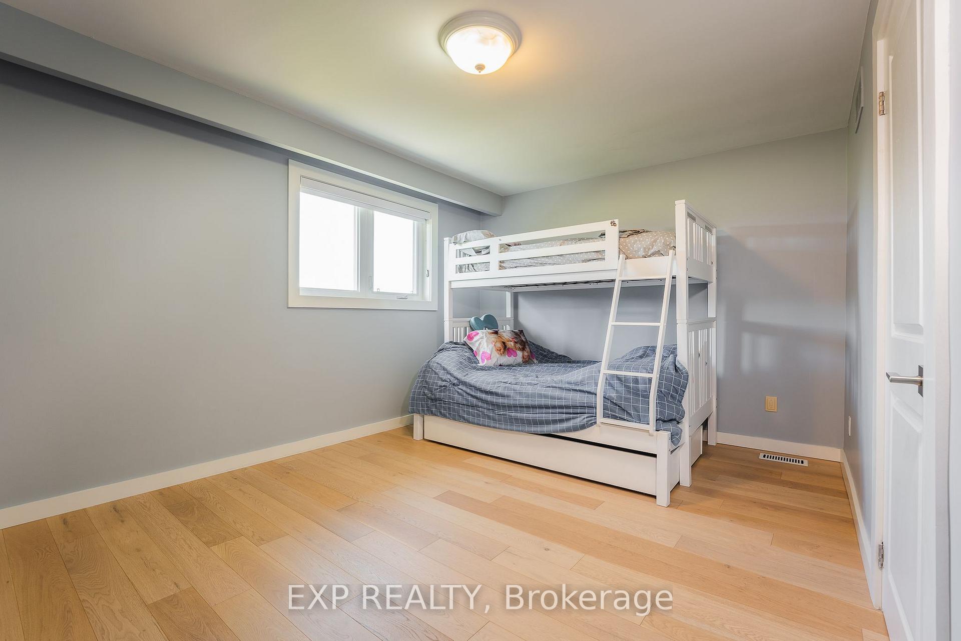 Photo 37 of 60 Gooderham Drive, Scarborough, Wexford-Maryvale — HOMEH