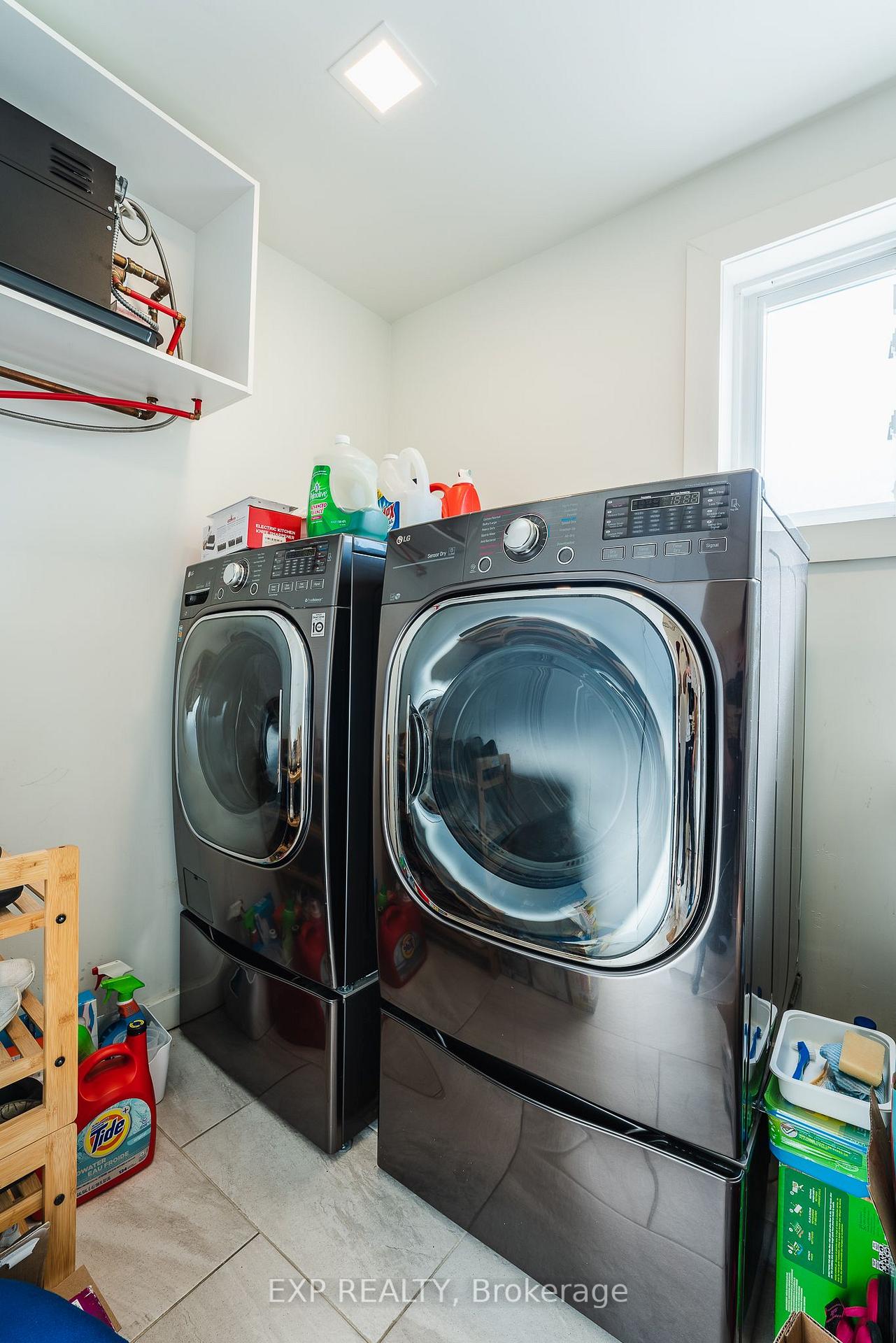 Photo 40 of 60 Gooderham Drive, Scarborough, Wexford-Maryvale — HOMEH