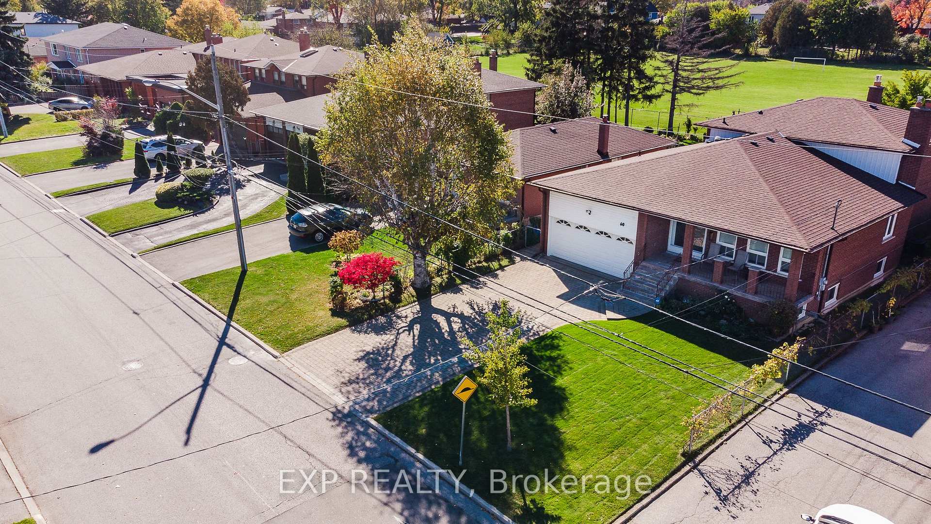 Photo 49 of 60 Gooderham Drive, Scarborough, Wexford-Maryvale — HOMEH