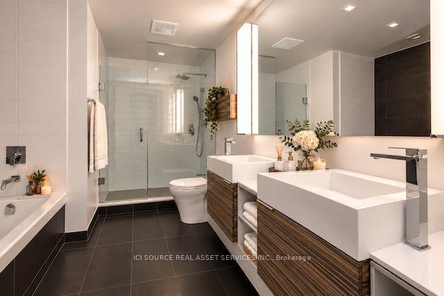 Photo 8 of Unit 5402, 88 Scott Street, Toronto, Church-Yonge Corridor — HOMEH