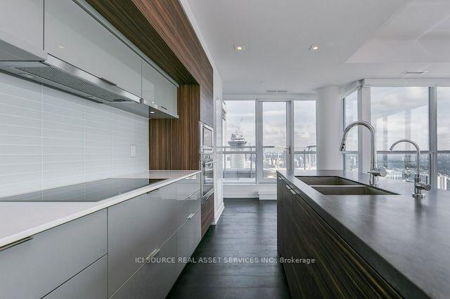 Photo 15 of Unit 5402, 88 Scott Street, Toronto, Church-Yonge Corridor — HOMEH