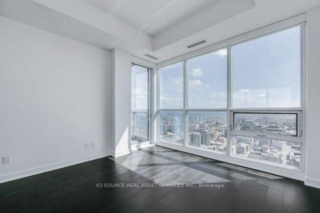 Photo 17 of Unit 5402, 88 Scott Street, Toronto, Church-Yonge Corridor — HOMEH