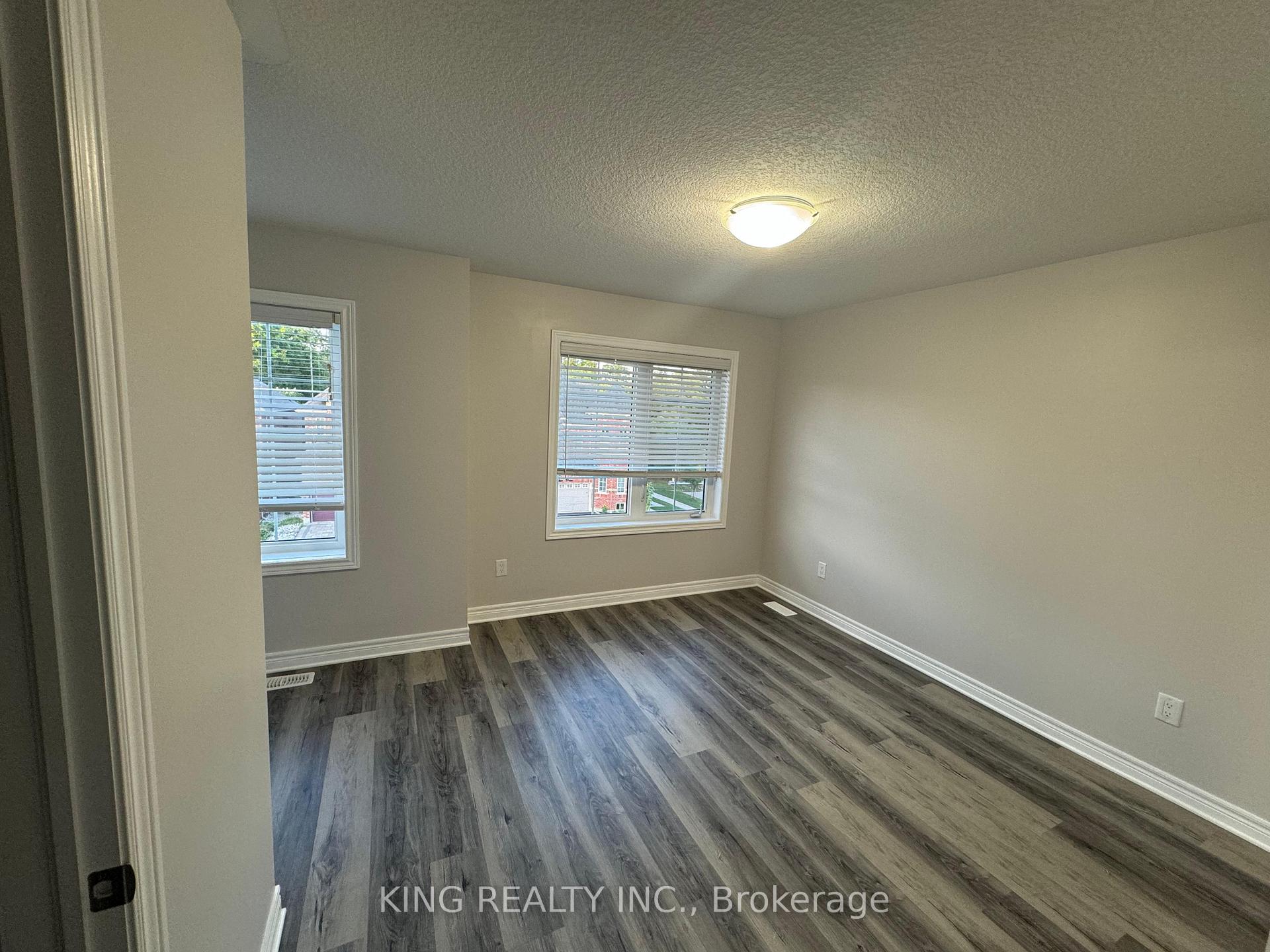Photo 11 of 632 Linden Drive, Cambridge, Pioneer Tower West — HOMEH