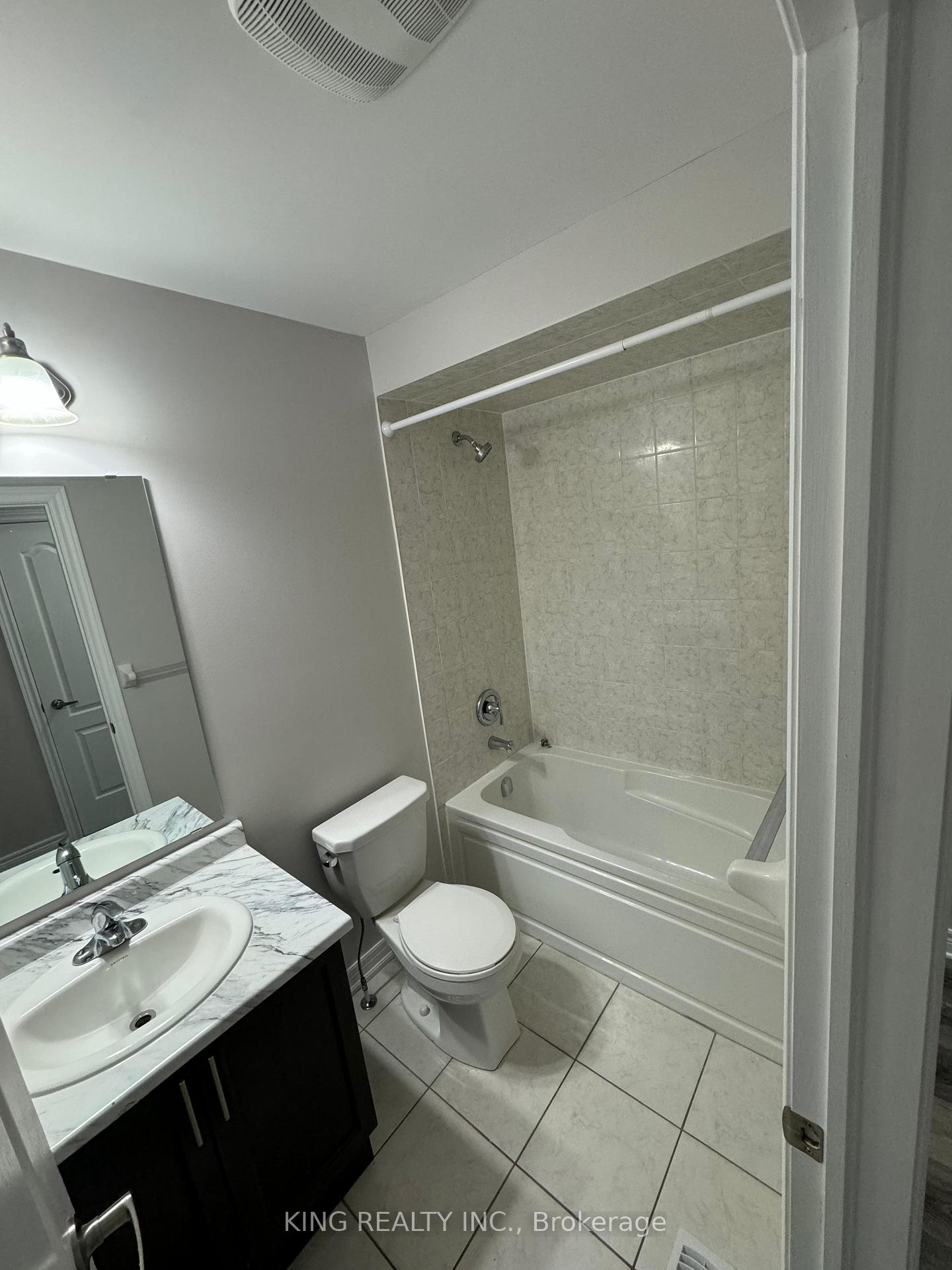 Photo 14 of 632 Linden Drive, Cambridge, Pioneer Tower West — HOMEH