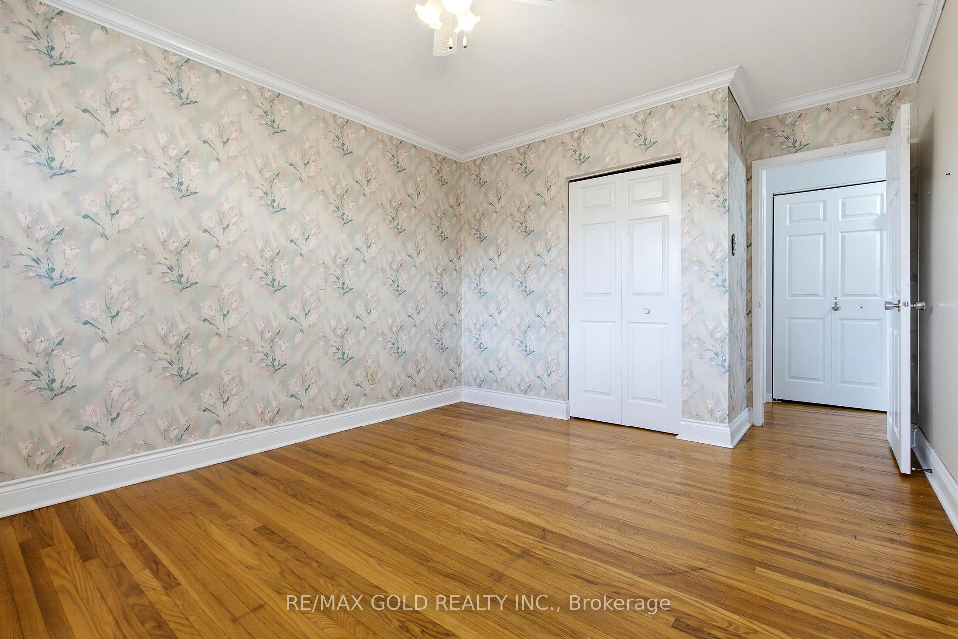 Photo 11 of 64 Doncaster Road, Brampton, Southgate — HOMEH