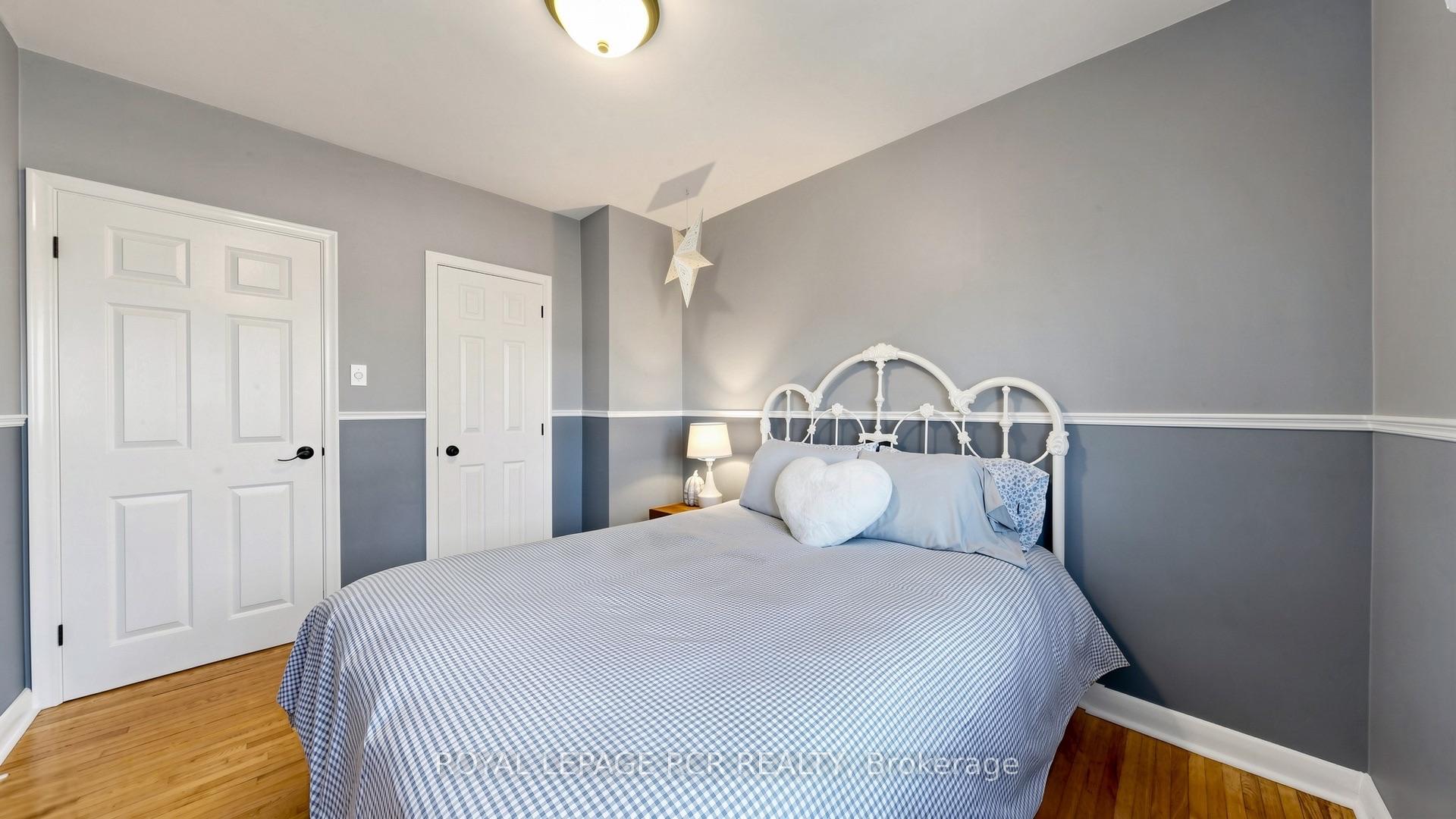 Photo 15 of 26 Newton Street, Barrie, Wellington — HOMEH