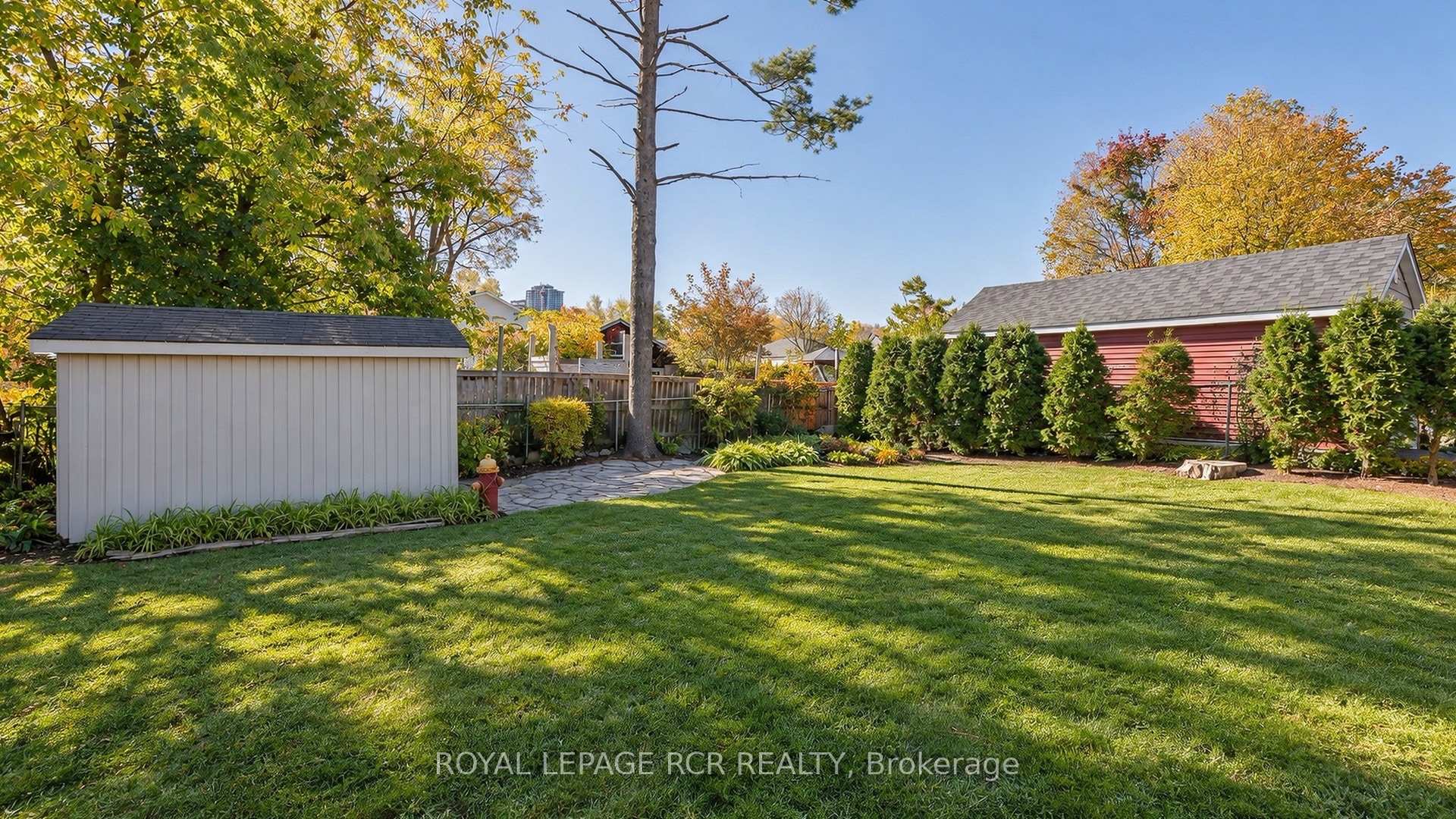 Photo 35 of 26 Newton Street, Barrie, Wellington — HOMEH