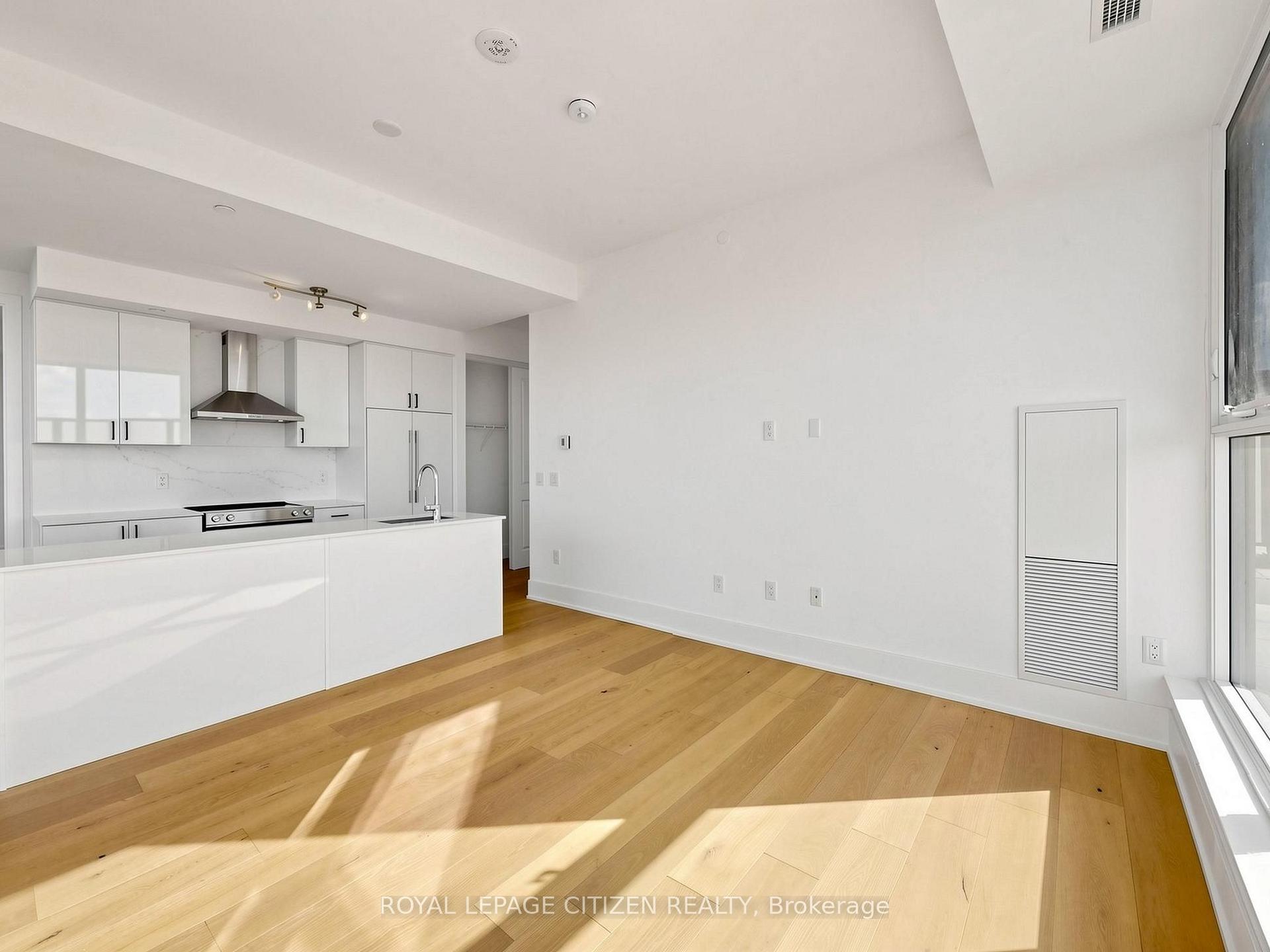 Photo 8 of Unit 708, 1063 Douglas McCurdy Common, Mississauga, Lakeview — HOMEH
