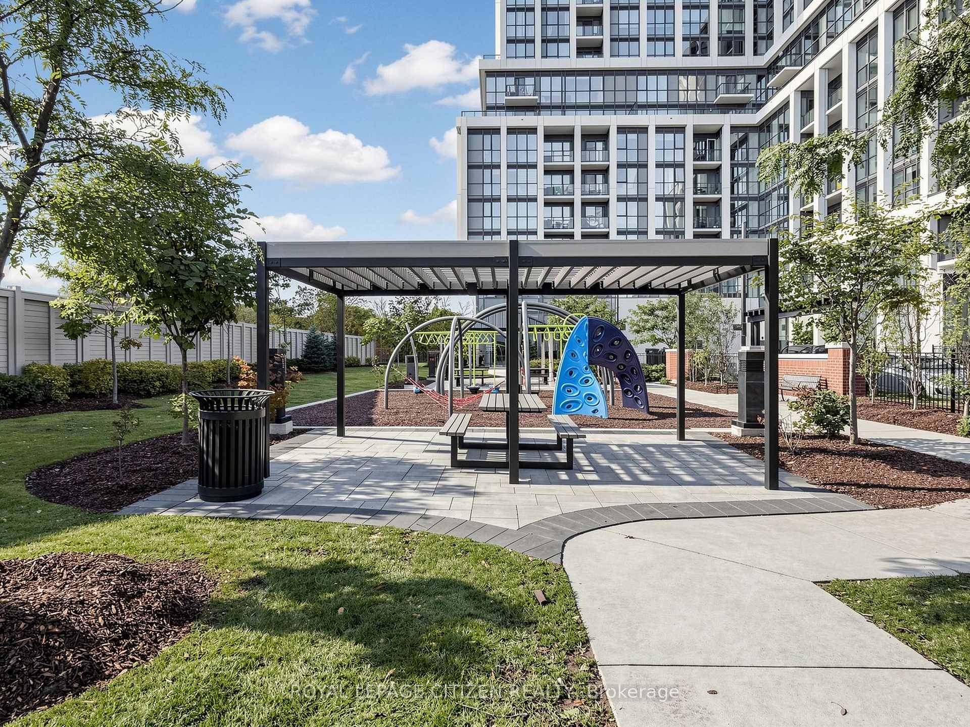 Photo 47 of Unit 708, 1063 Douglas McCurdy Common, Mississauga, Lakeview — HOMEH