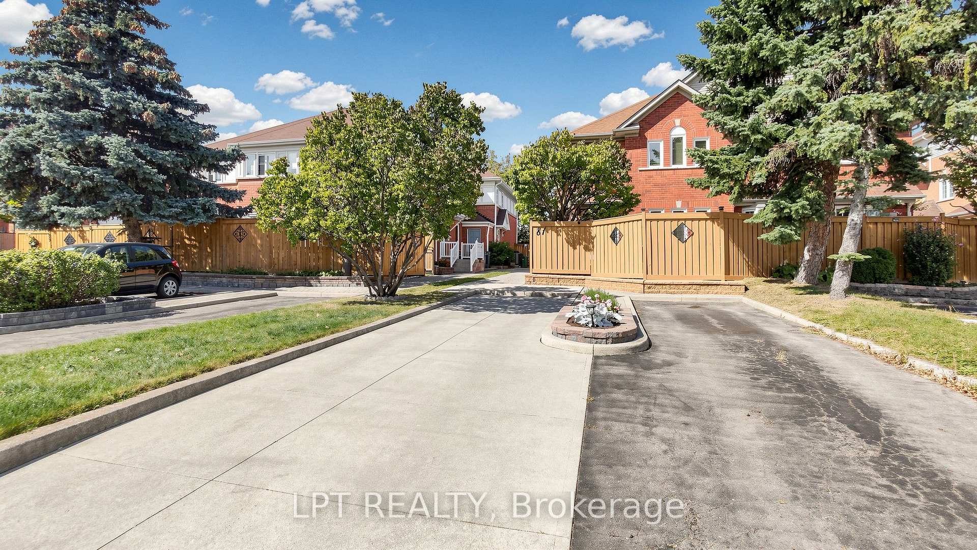 Photo of 81 Shady Pine Circle