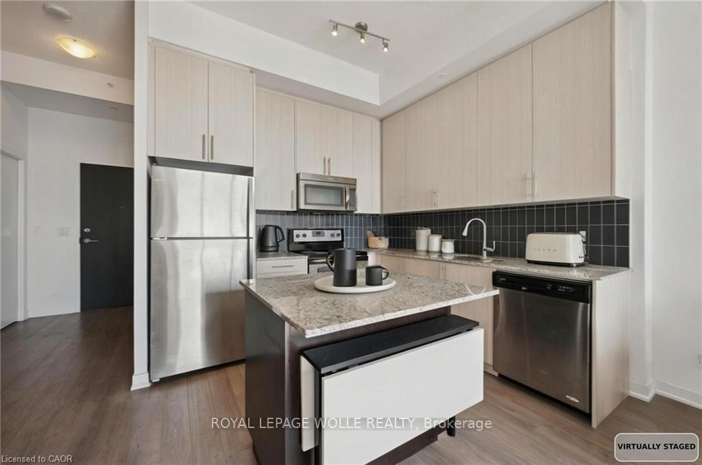 Photo 3 of Unit 1707, 85 Duke Street W, Kitchener, City Commercial Core — HOMEH
