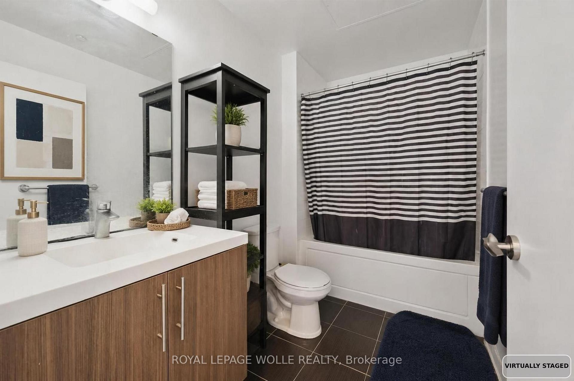 Photo 10 of Unit 1707, 85 Duke Street W, Kitchener, City Commercial Core — HOMEH