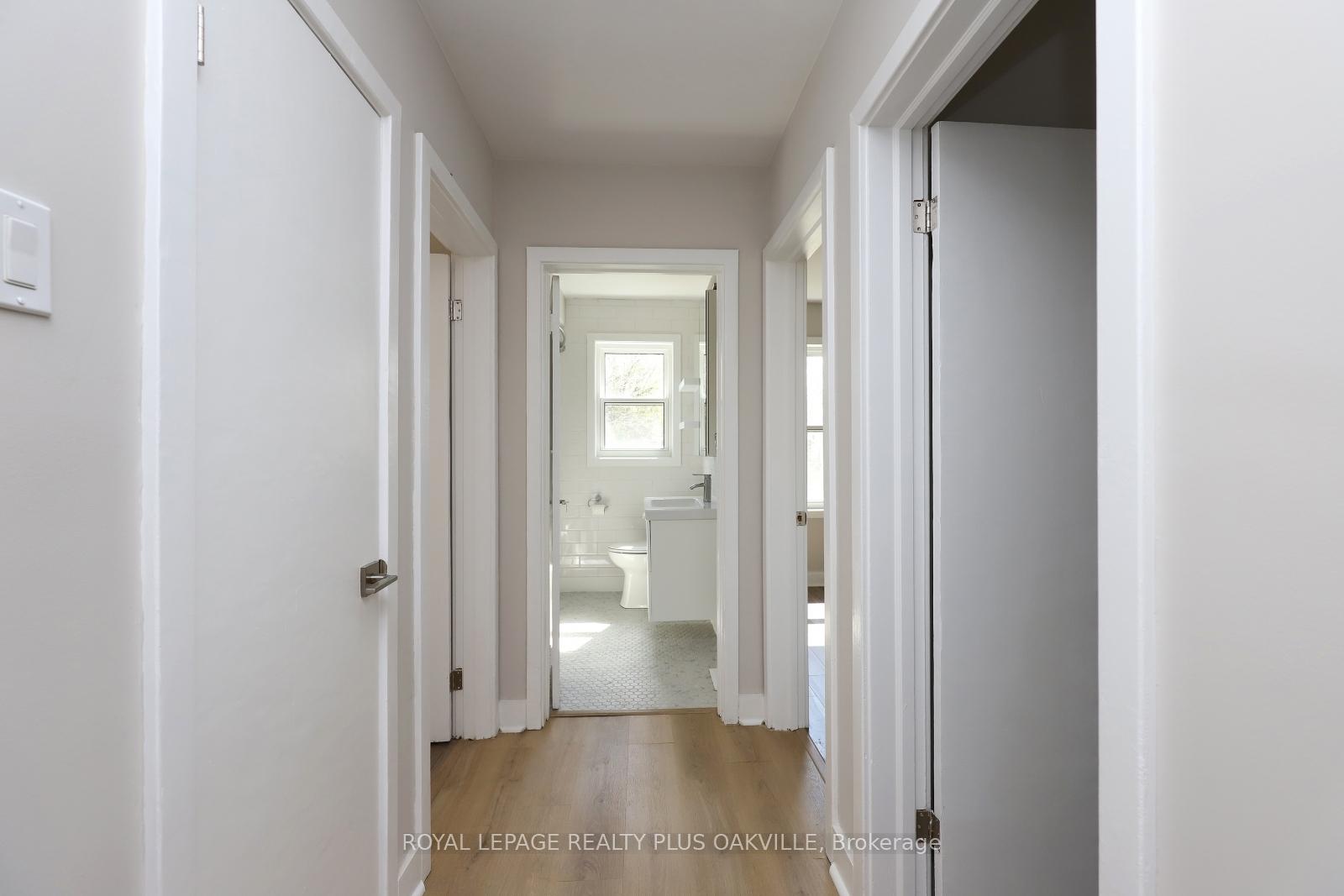 Photo 18 of Unit Main Floor, 269 West 5th Street, Hamilton, Mohawk — HOMEH
