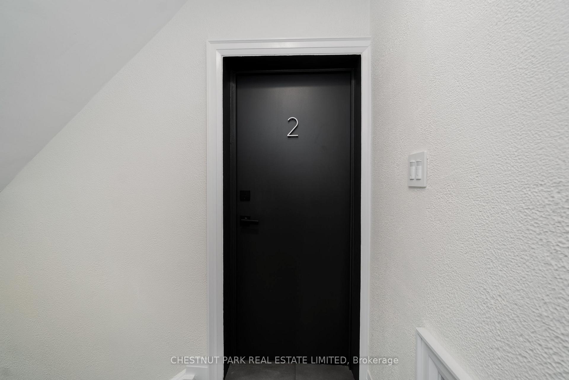 Photo 3 of Unit 3, 38 Penhurst Avenue, Etobicoke, Stonegate-Queensway — HOMEH