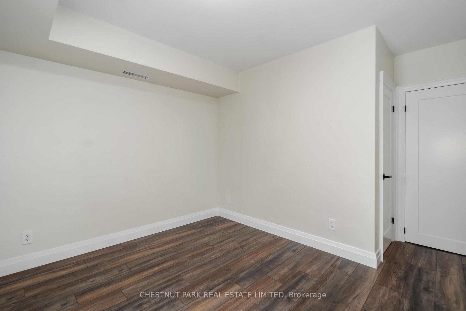 Photo 27 of Unit 3, 38 Penhurst Avenue, Etobicoke, Stonegate-Queensway — HOMEH