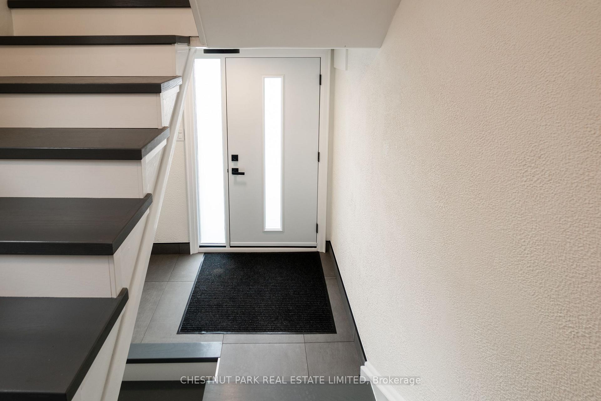 Photo 31 of Unit 3, 38 Penhurst Avenue, Etobicoke, Stonegate-Queensway — HOMEH