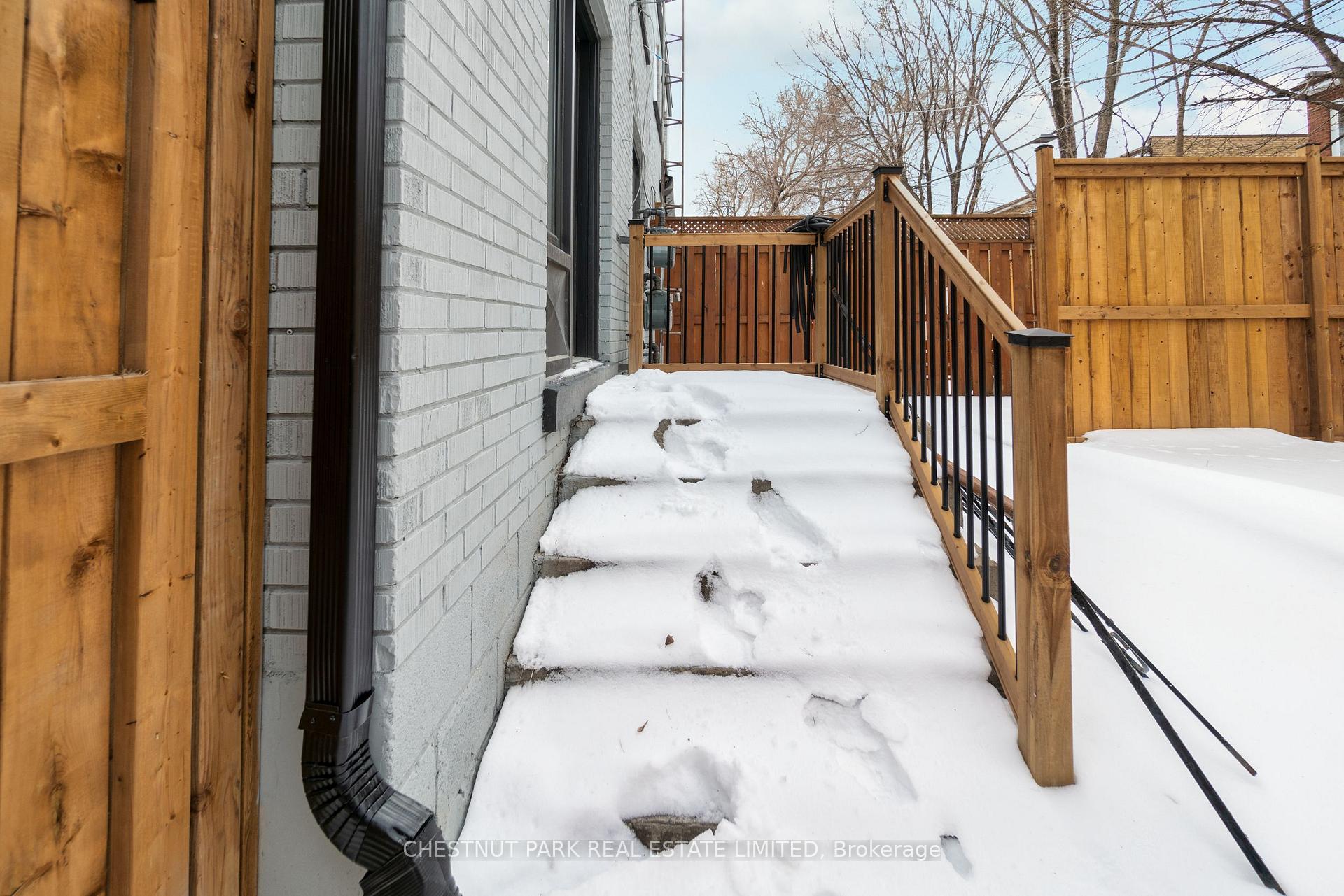 Photo 34 of Unit 3, 38 Penhurst Avenue, Etobicoke, Stonegate-Queensway — HOMEH