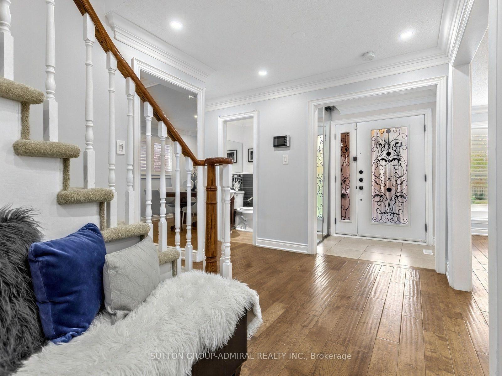 Photo 5 of 238 Glen Shields Avenue, Vaughan, Glen Shields — HOMEH