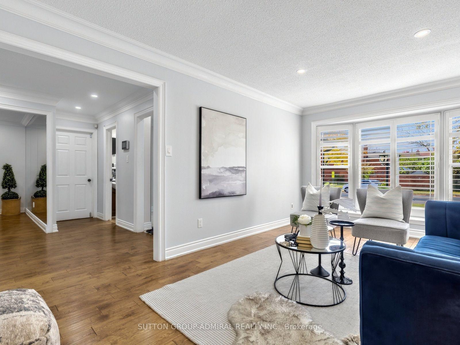 Photo 7 of 238 Glen Shields Avenue, Vaughan, Glen Shields — HOMEH