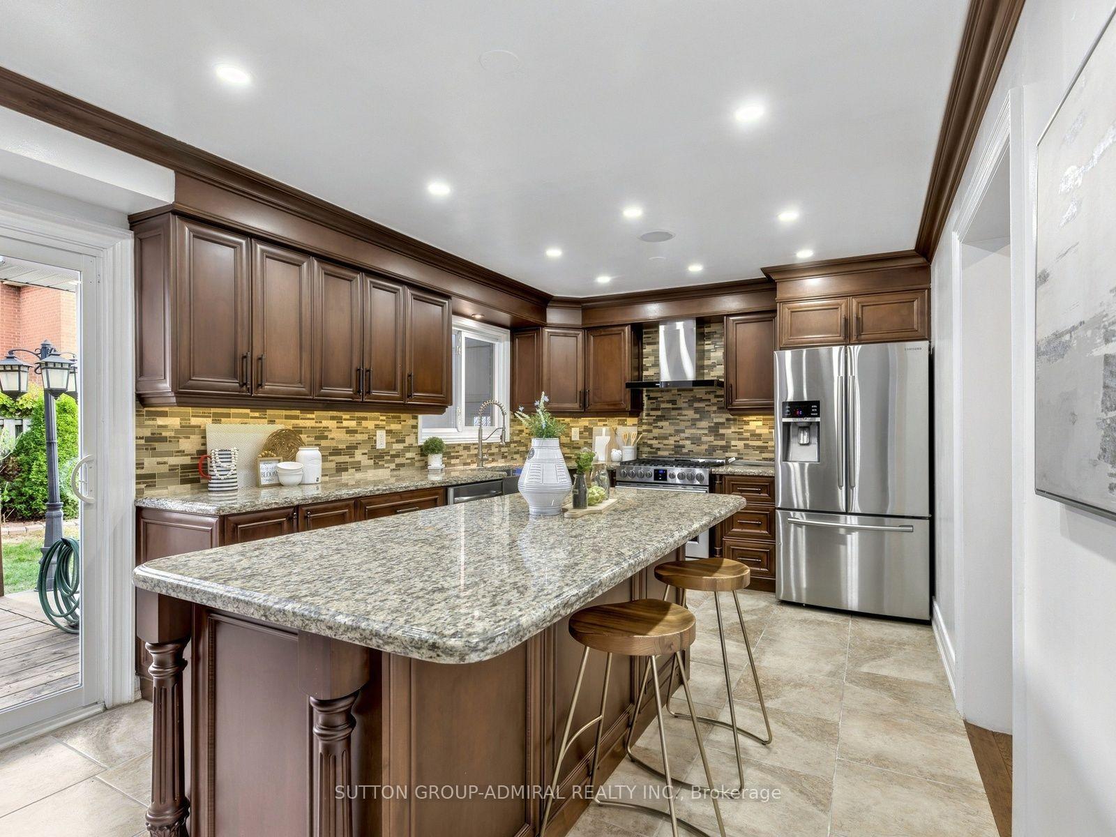Photo 14 of 238 Glen Shields Avenue, Vaughan, Glen Shields — HOMEH