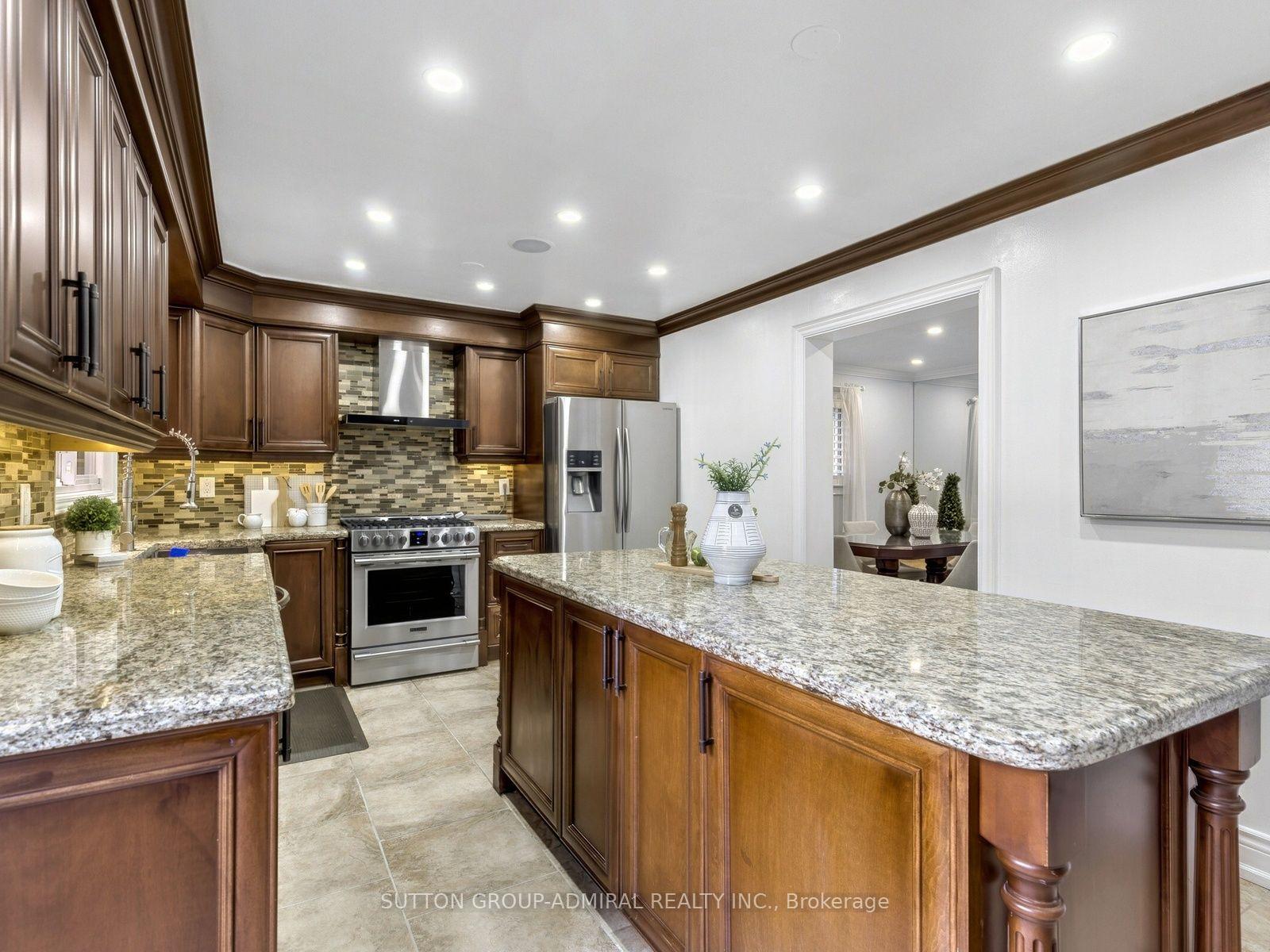 Photo 15 of 238 Glen Shields Avenue, Vaughan, Glen Shields — HOMEH