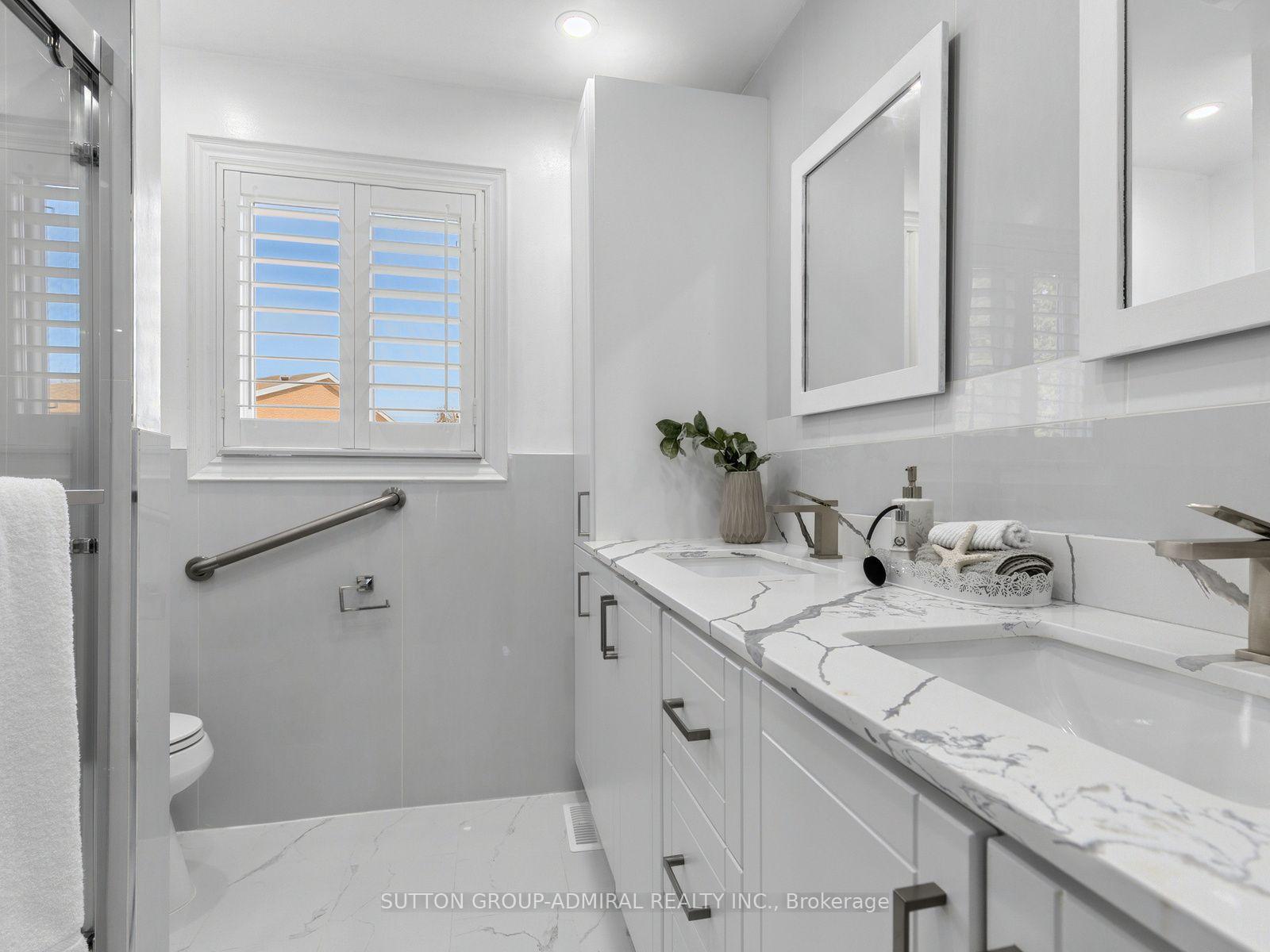 Photo 23 of 238 Glen Shields Avenue, Vaughan, Glen Shields — HOMEH